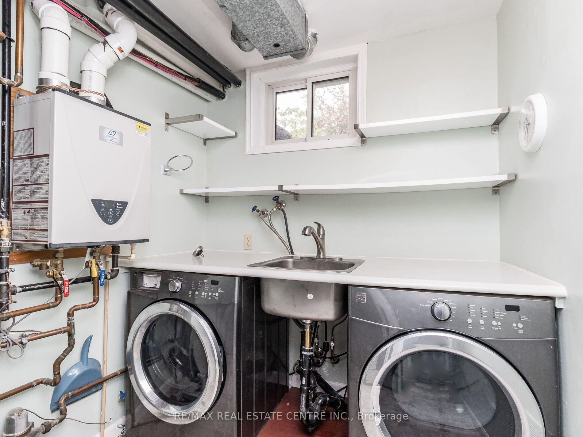 Photo 37 of 28 Teskey Court, Collingwood — HOMEH