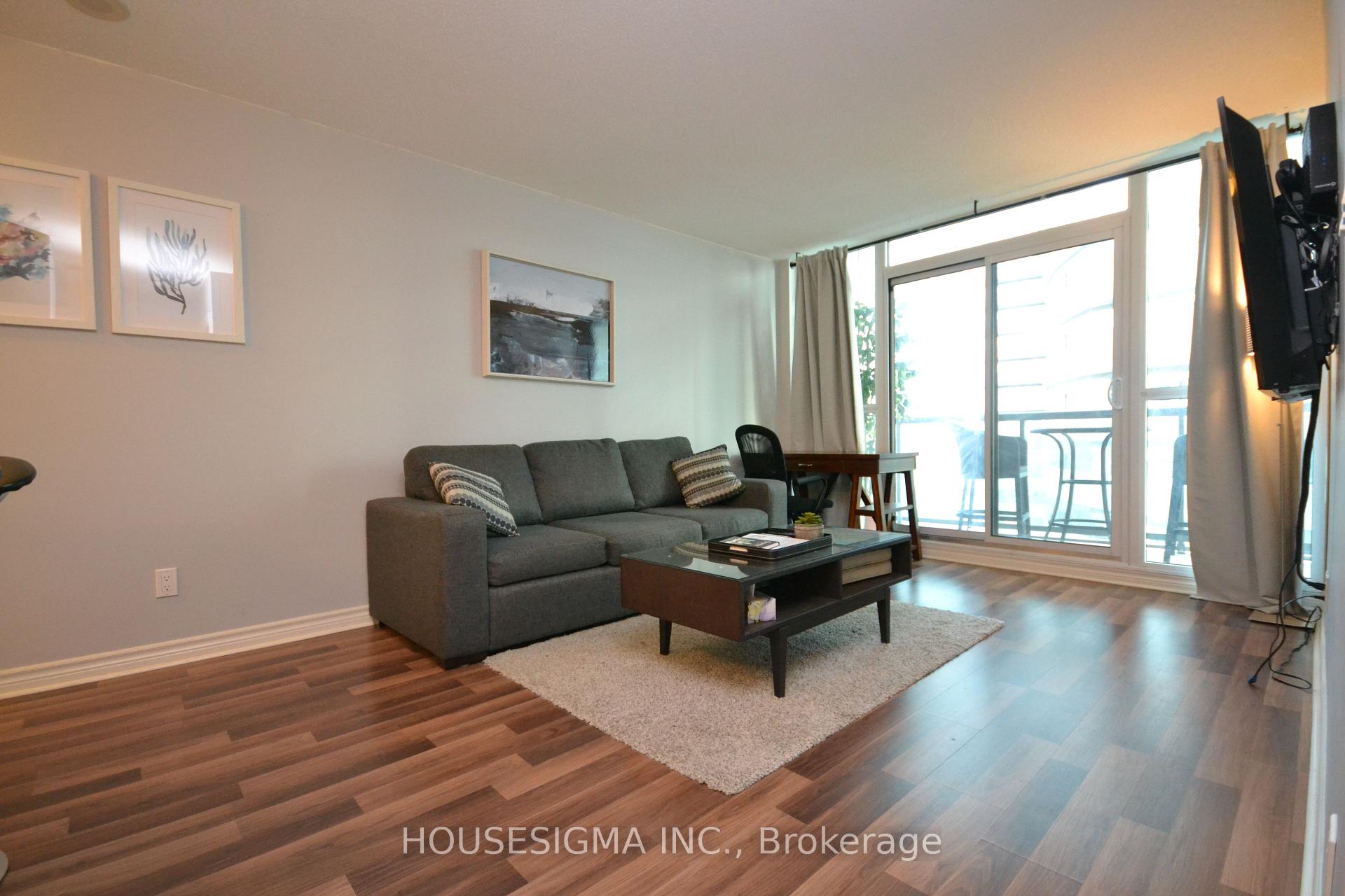 Photo 3 of Unit 1507, 19 Grand Trunk Crescent, Toronto, Waterfront Communities — HOMEH