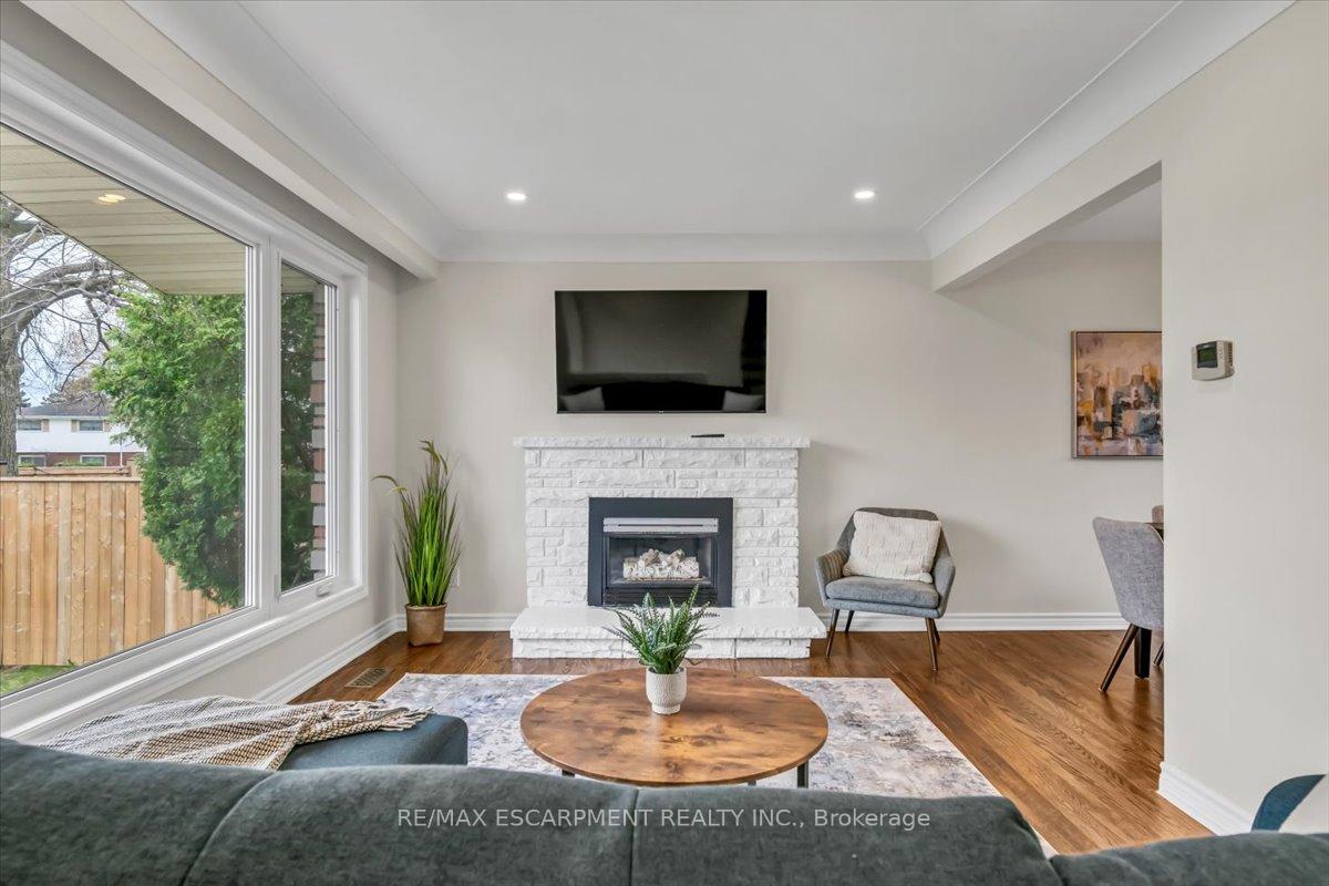 Photo 4 of Unit Upper, 58 Columbia Drive, Hamilton, Buchanan — HOMEH