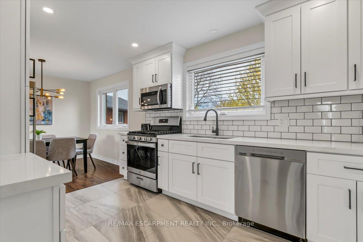 Photo 9 of Unit Upper, 58 Columbia Drive, Hamilton, Buchanan — HOMEH