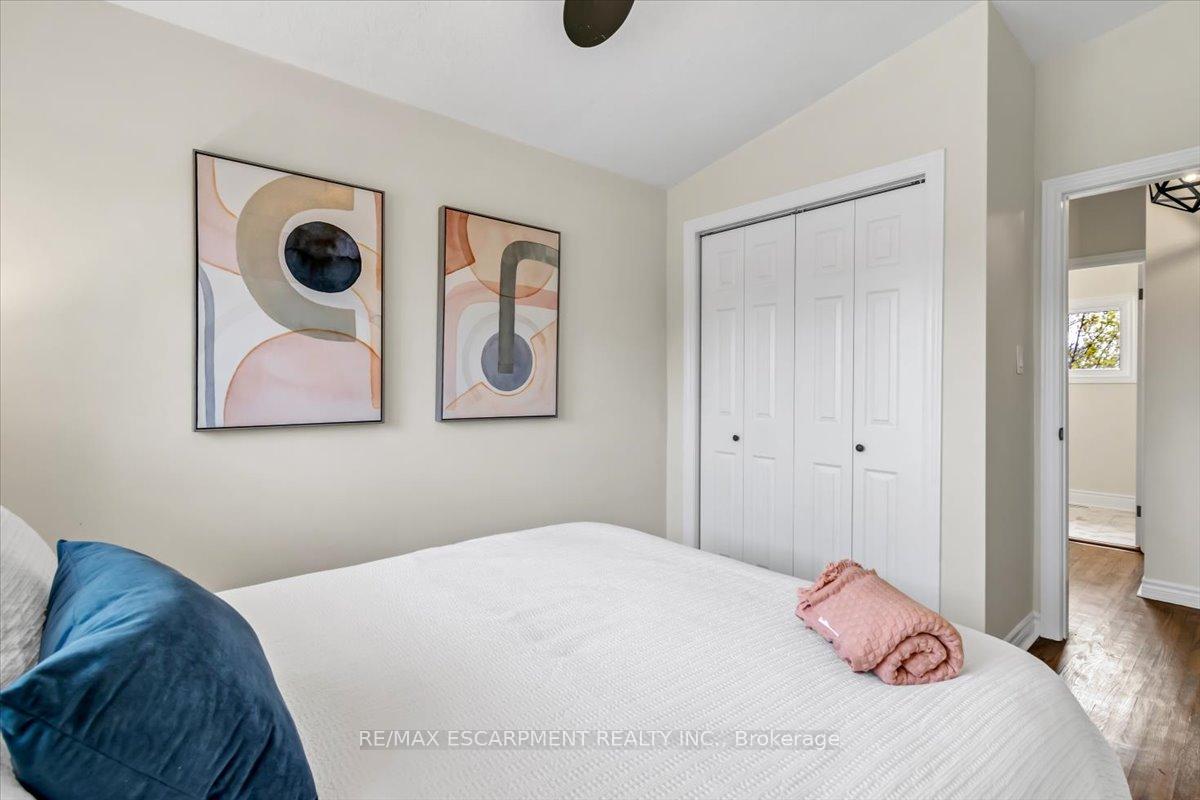 Photo 12 of Unit Upper, 58 Columbia Drive, Hamilton, Buchanan — HOMEH