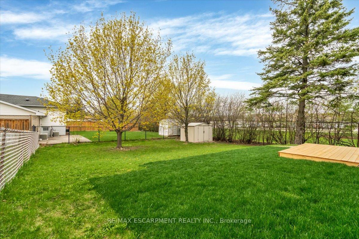 Photo 22 of Unit Upper, 58 Columbia Drive, Hamilton, Buchanan — HOMEH