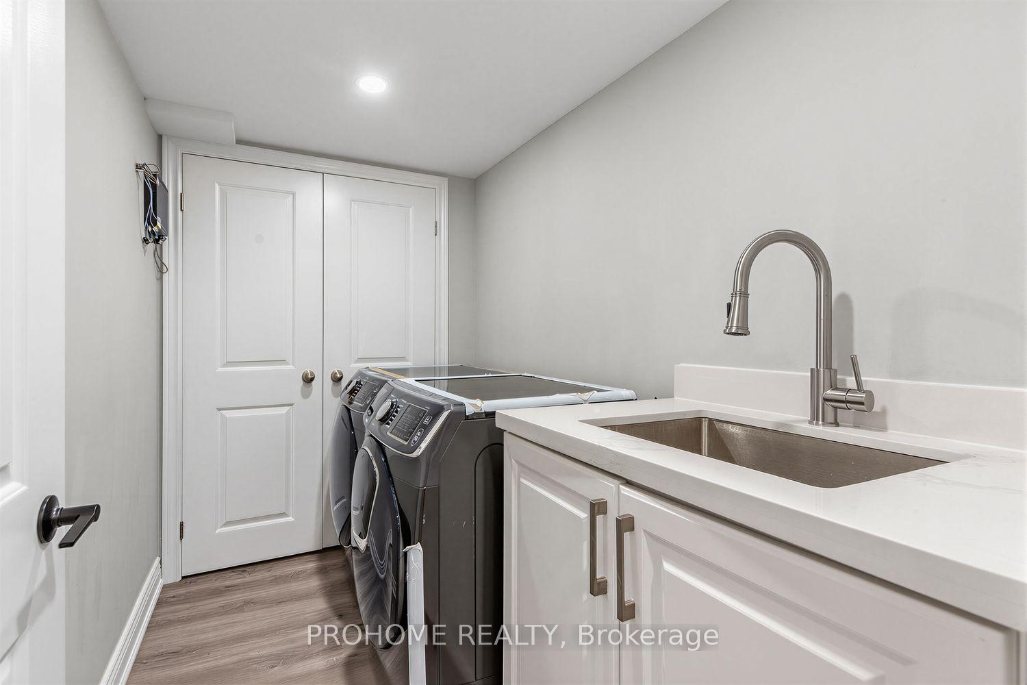 Photo 32 of 43 Rosemead Close, Markham, Unionville — HOMEH