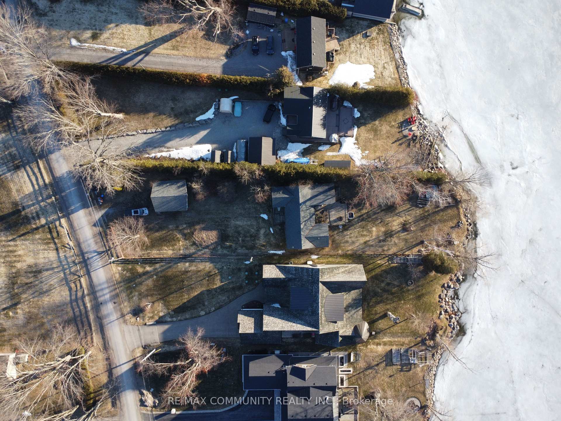 Photo 11 of 579 Duclos Point Road, Georgina, Pefferlaw — HOMEH