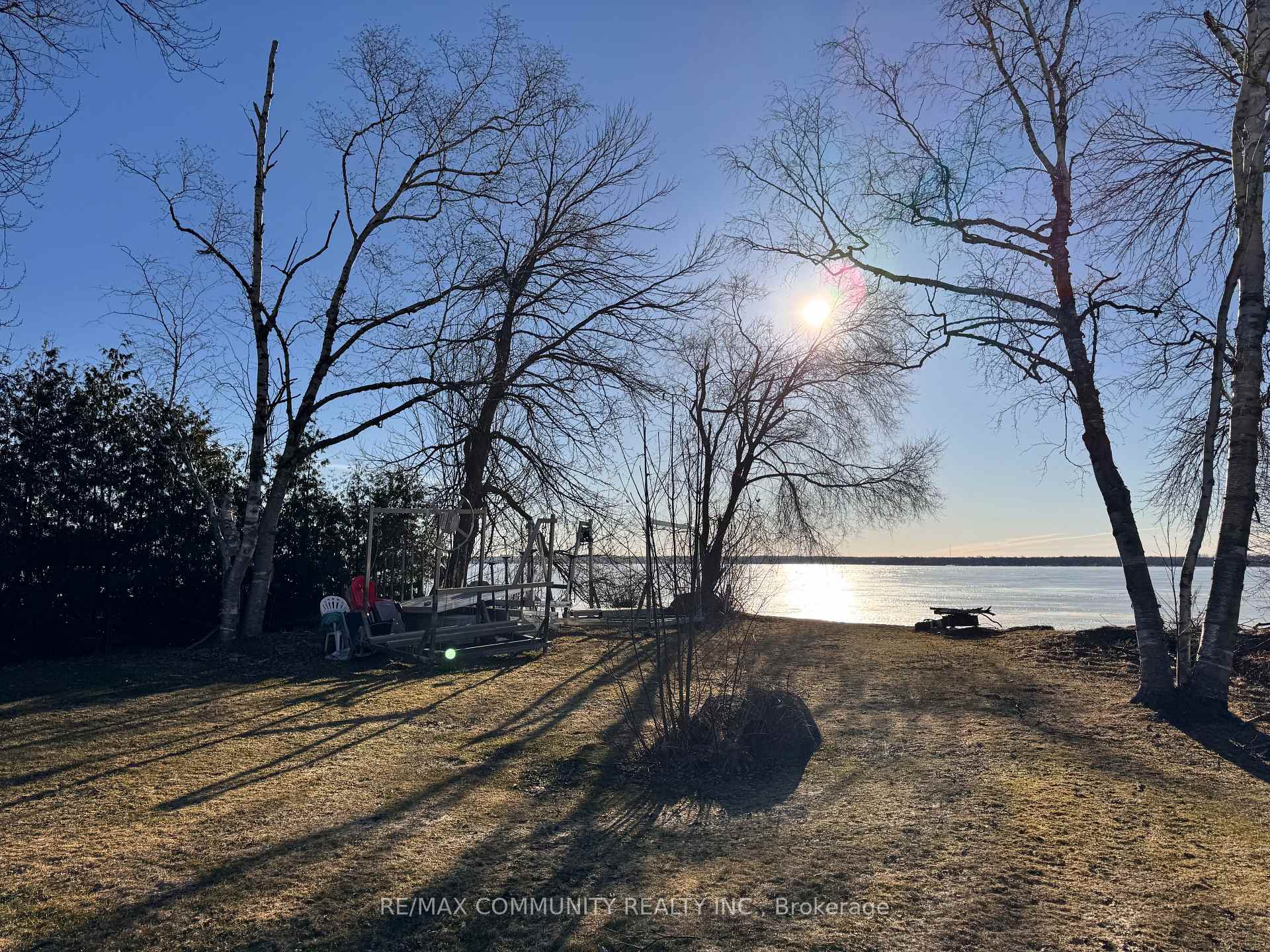 Photo 23 of 579 Duclos Point Road, Georgina, Pefferlaw — HOMEH