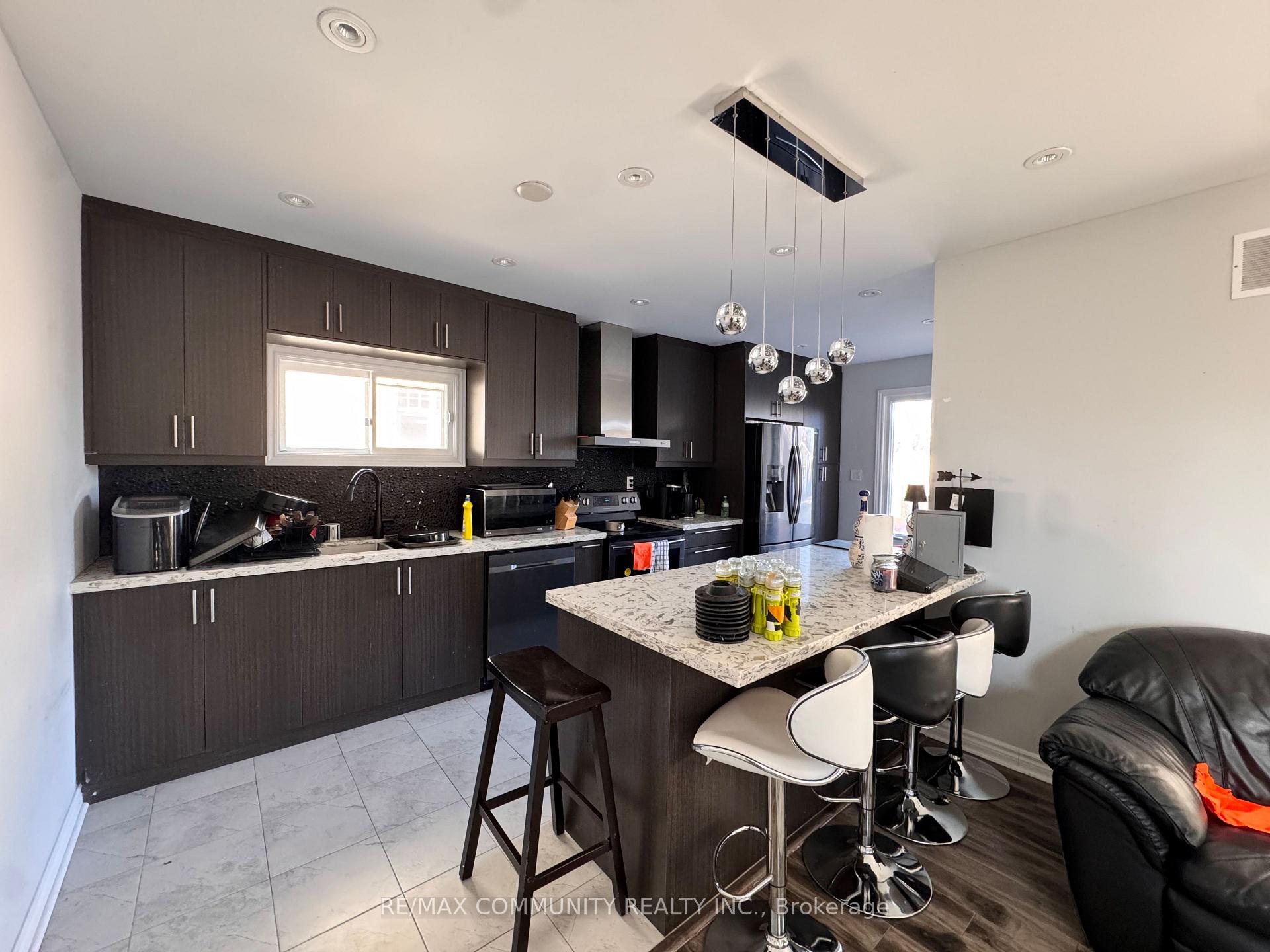 Photo 29 of 579 Duclos Point Road, Georgina, Pefferlaw — HOMEH