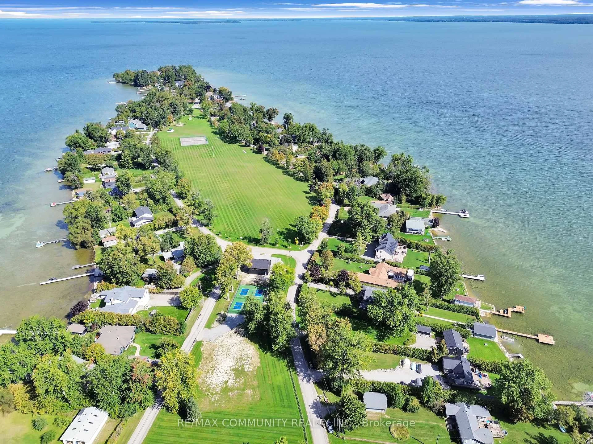 Photo 60 of 579 Duclos Point Road, Georgina, Pefferlaw — HOMEH