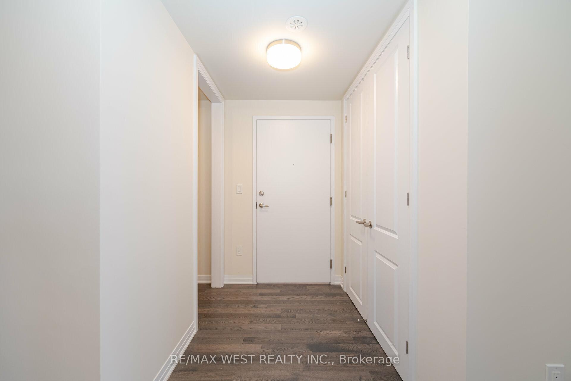 Photo 4 of 120 Settlers Road E, Oakville, Glenorchy — HOMEH