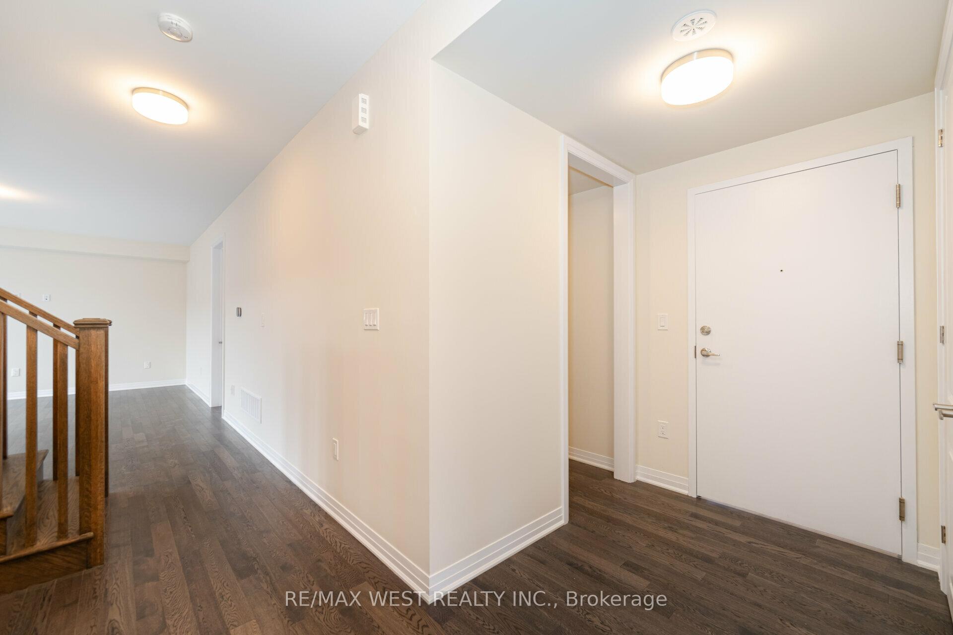 Photo 8 of 120 Settlers Road E, Oakville, Glenorchy — HOMEH
