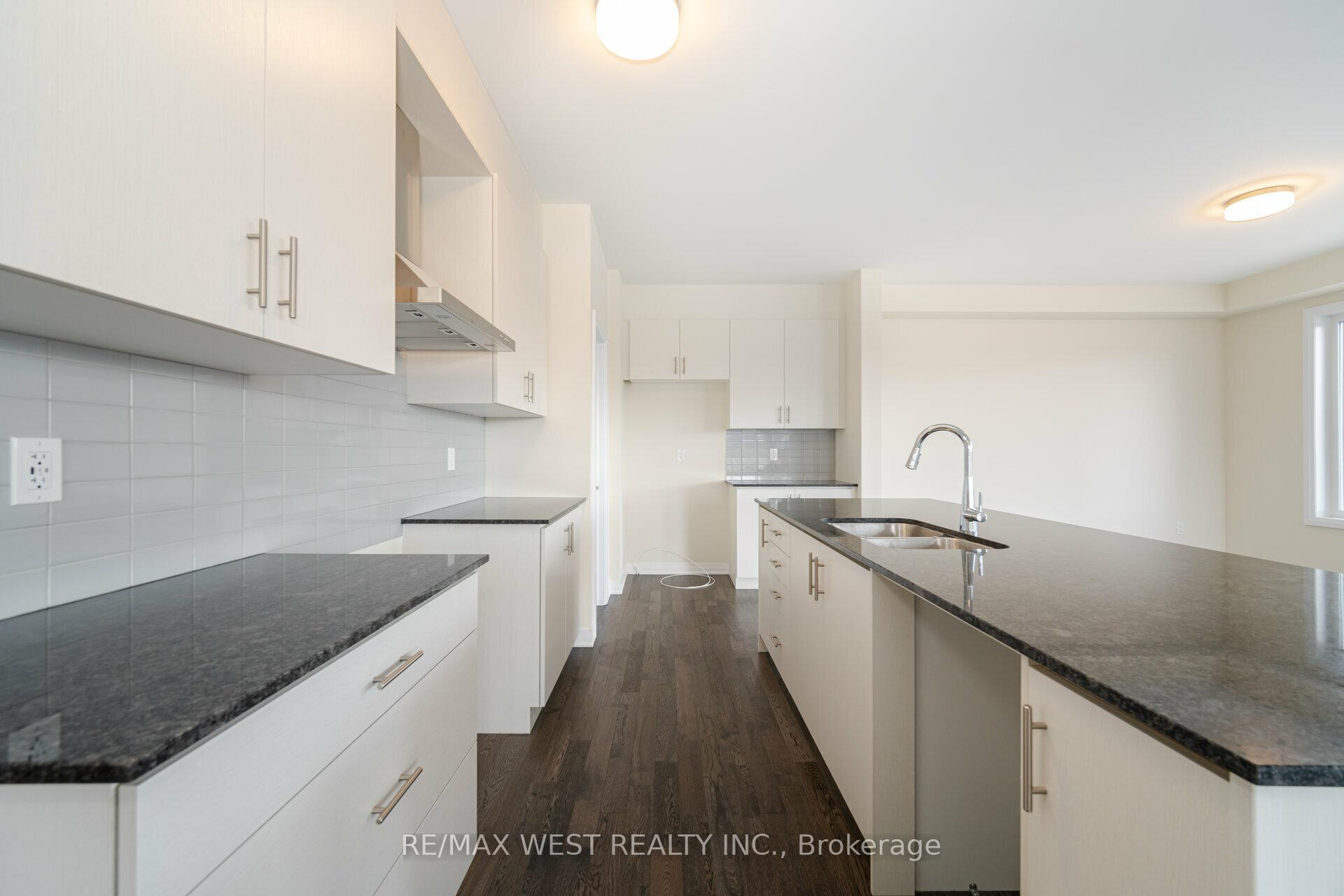 Photo 15 of 120 Settlers Road E, Oakville, Glenorchy — HOMEH