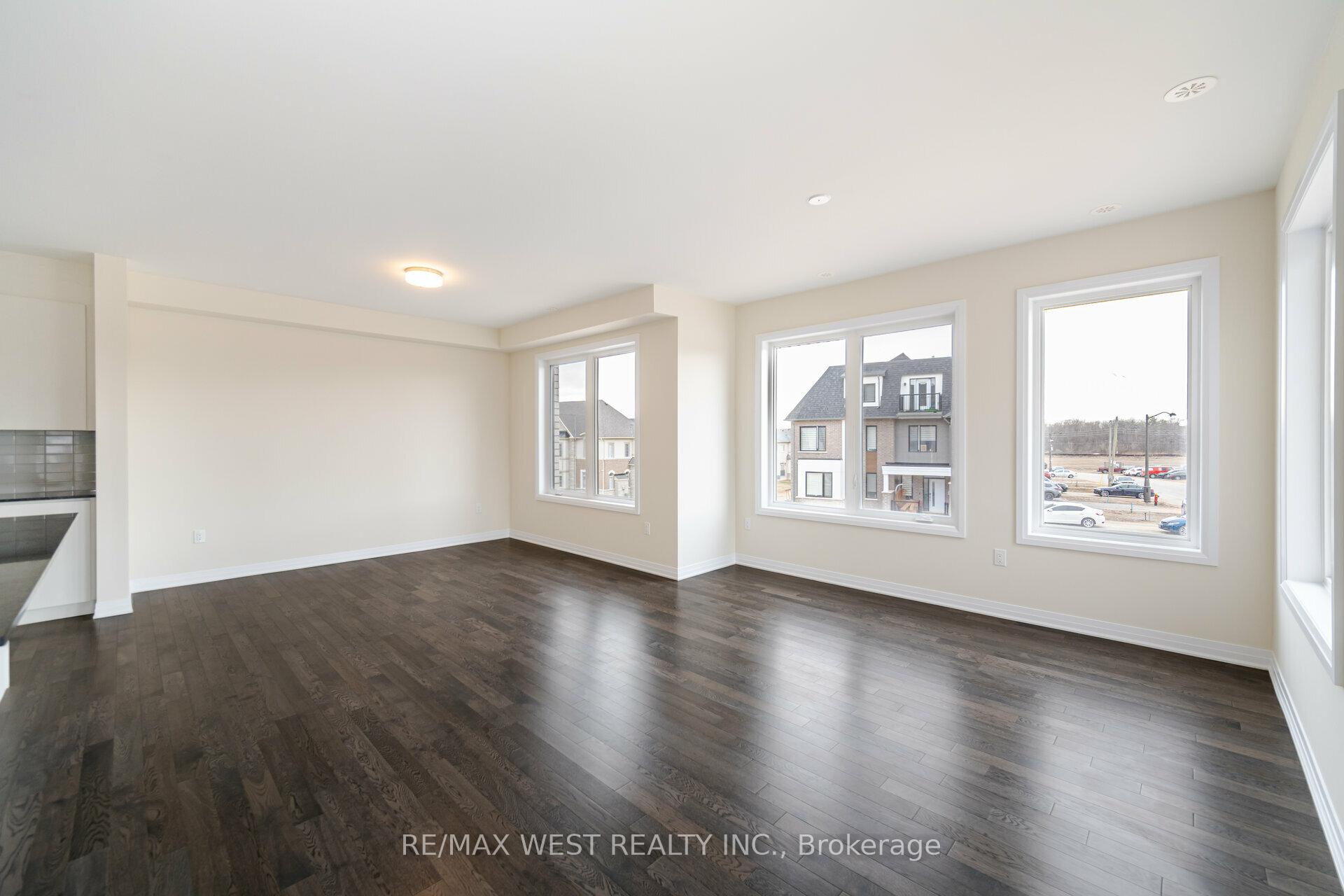 Photo 19 of 120 Settlers Road E, Oakville, Glenorchy — HOMEH