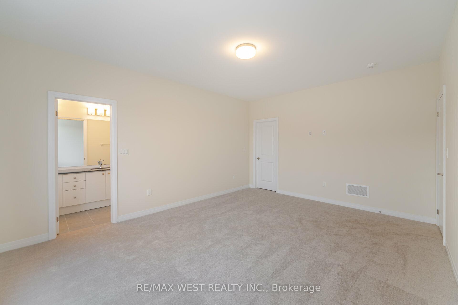 Photo 25 of 120 Settlers Road E, Oakville, Glenorchy — HOMEH