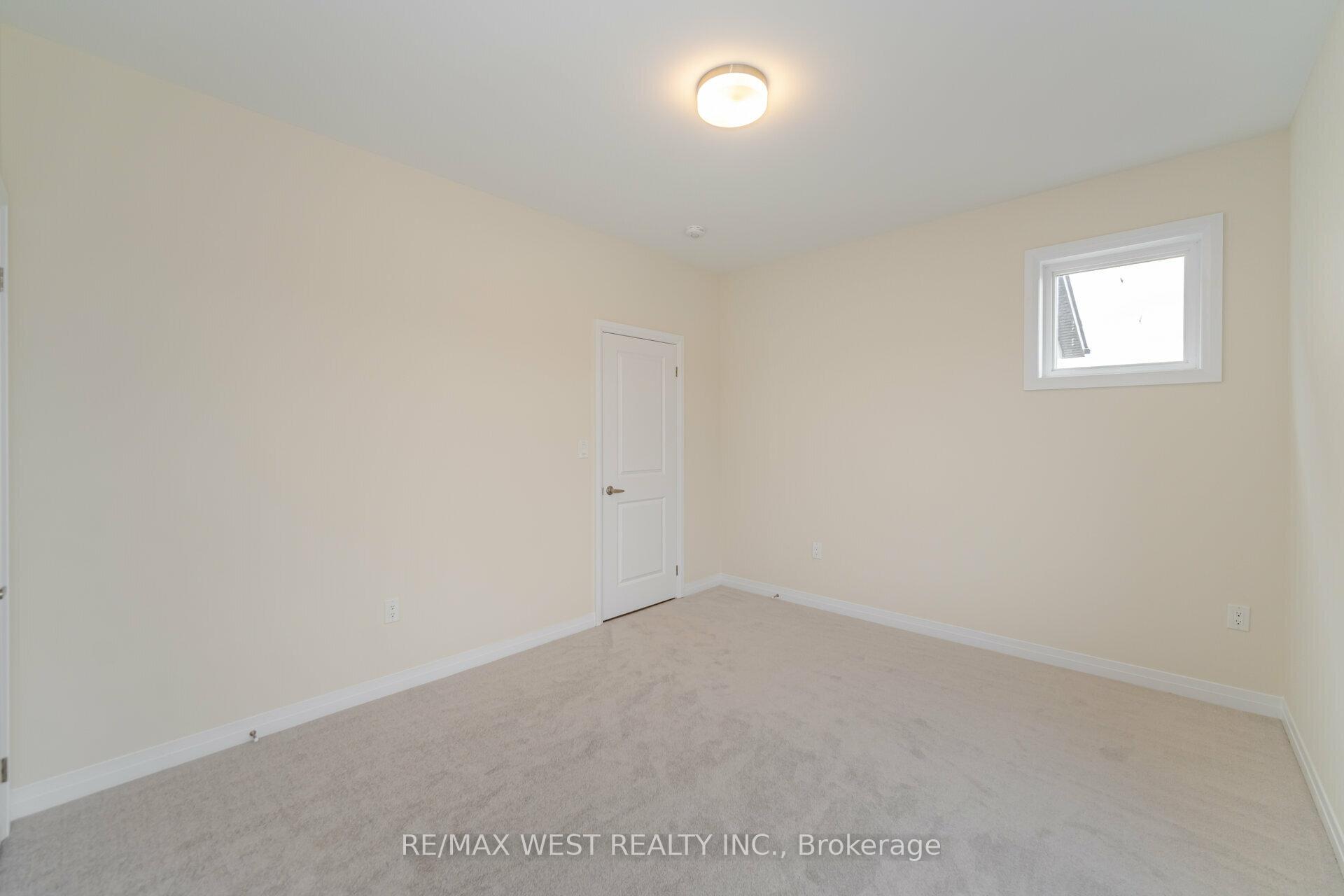 Photo 29 of 120 Settlers Road E, Oakville, Glenorchy — HOMEH