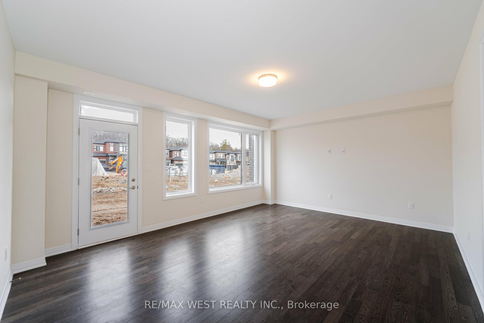 Photo 34 of 120 Settlers Road E, Oakville, Glenorchy — HOMEH