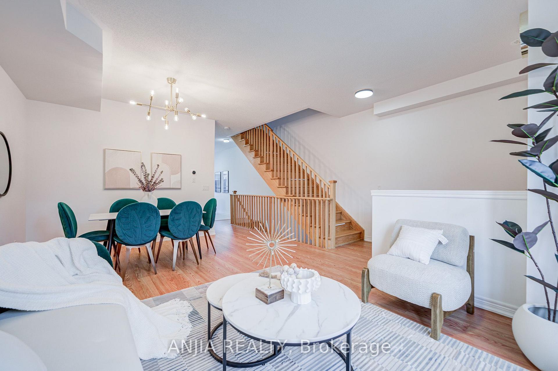 Photo 5 of 11794 Tenth Line, Whitchurch-Stouffville, Stouffville — HOMEH
