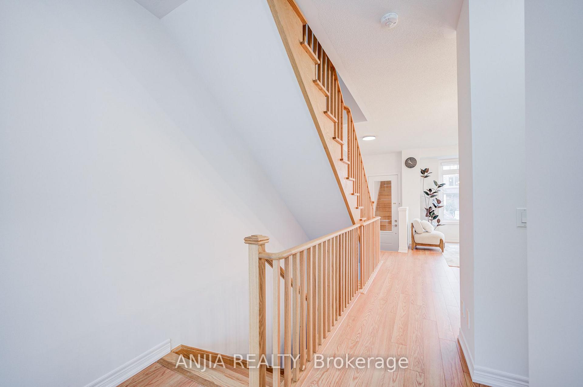 Photo 11 of 11794 Tenth Line, Whitchurch-Stouffville, Stouffville — HOMEH