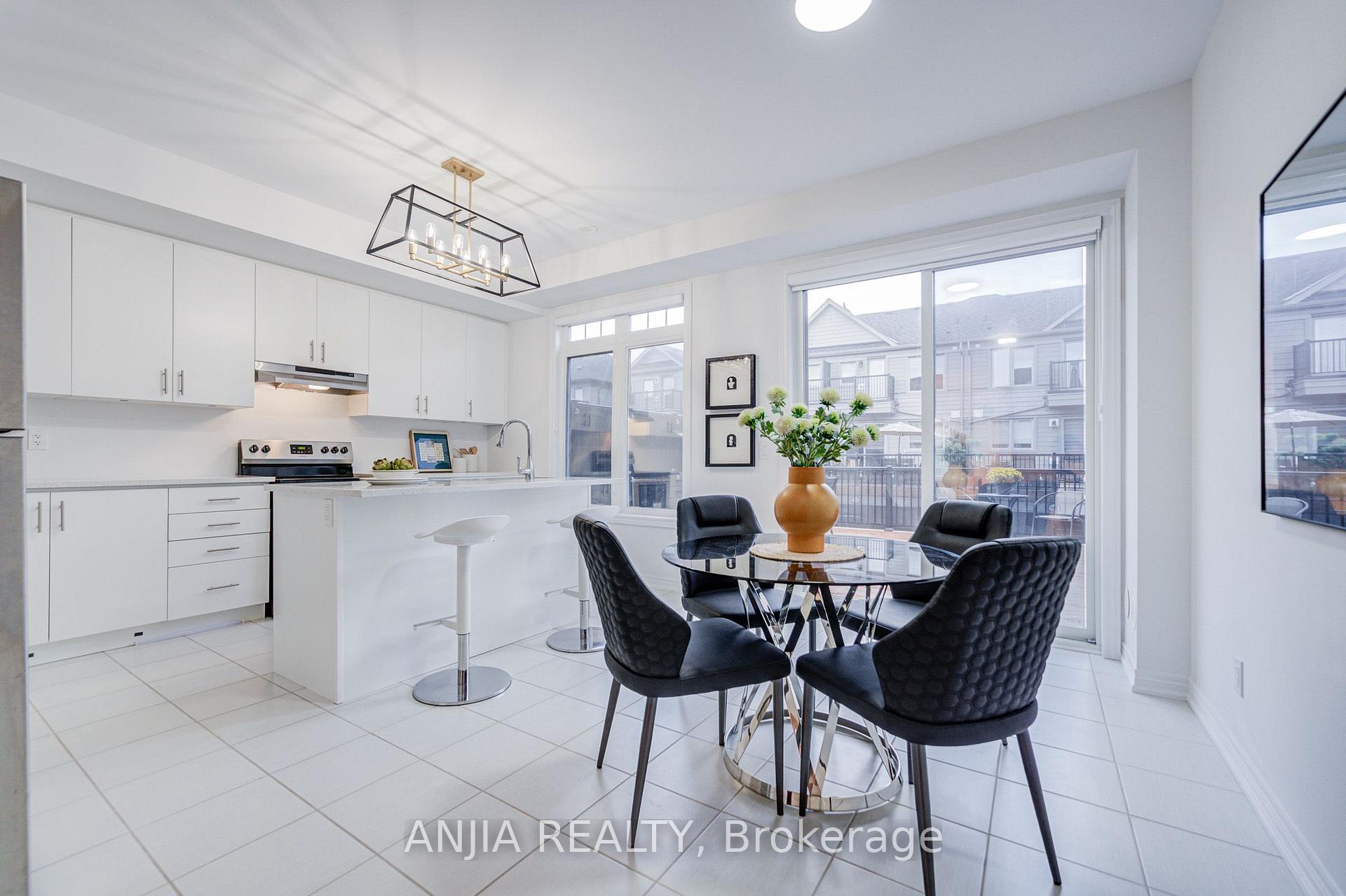 Photo 14 of 11794 Tenth Line, Whitchurch-Stouffville, Stouffville — HOMEH
