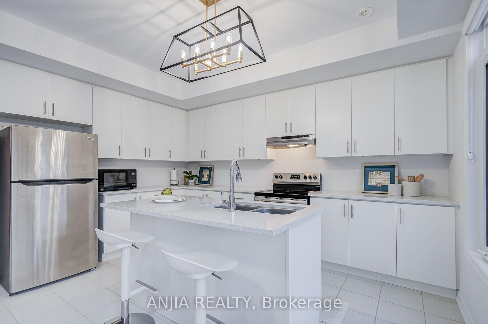 Photo 16 of 11794 Tenth Line, Whitchurch-Stouffville, Stouffville — HOMEH