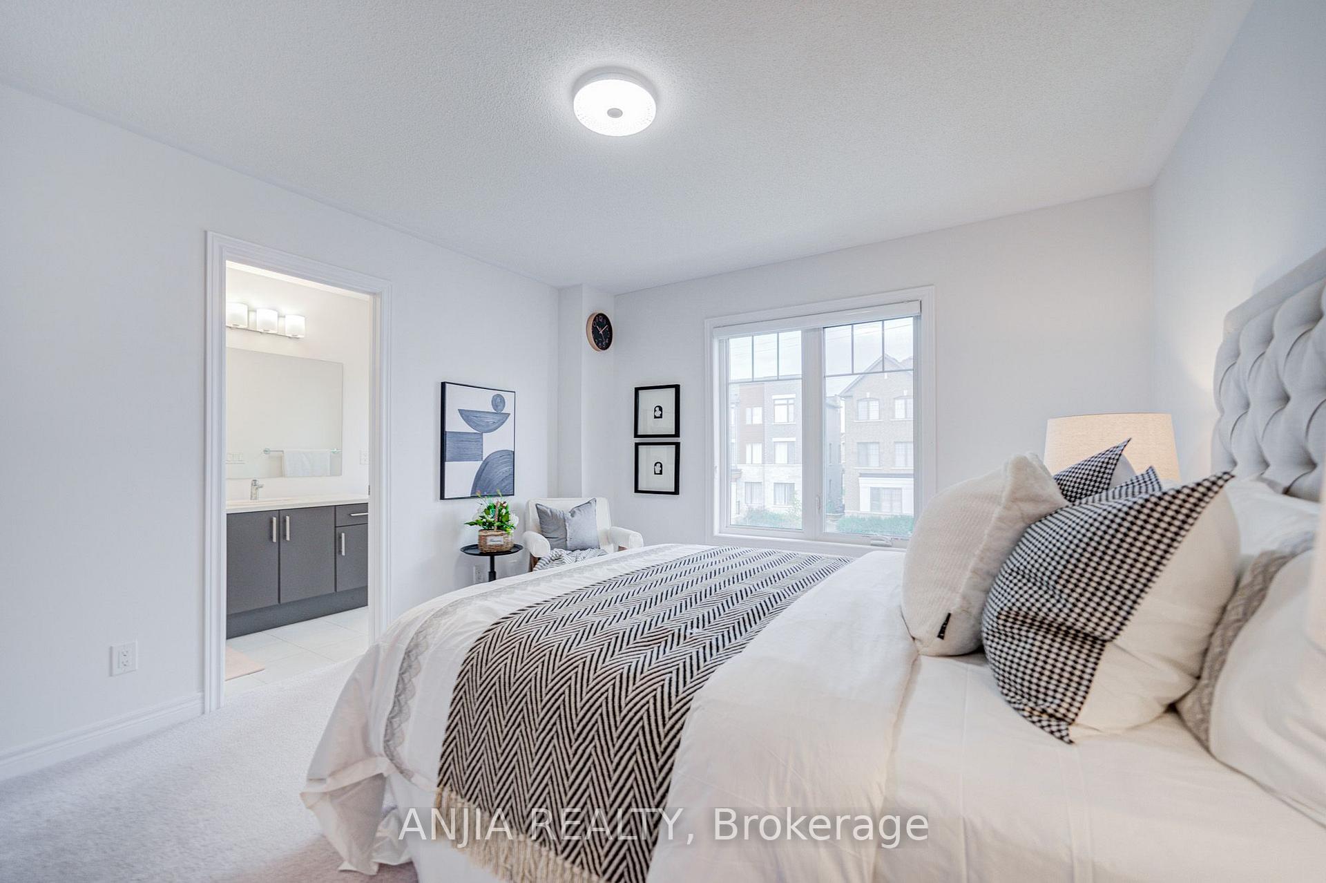 Photo 31 of 11794 Tenth Line, Whitchurch-Stouffville, Stouffville — HOMEH