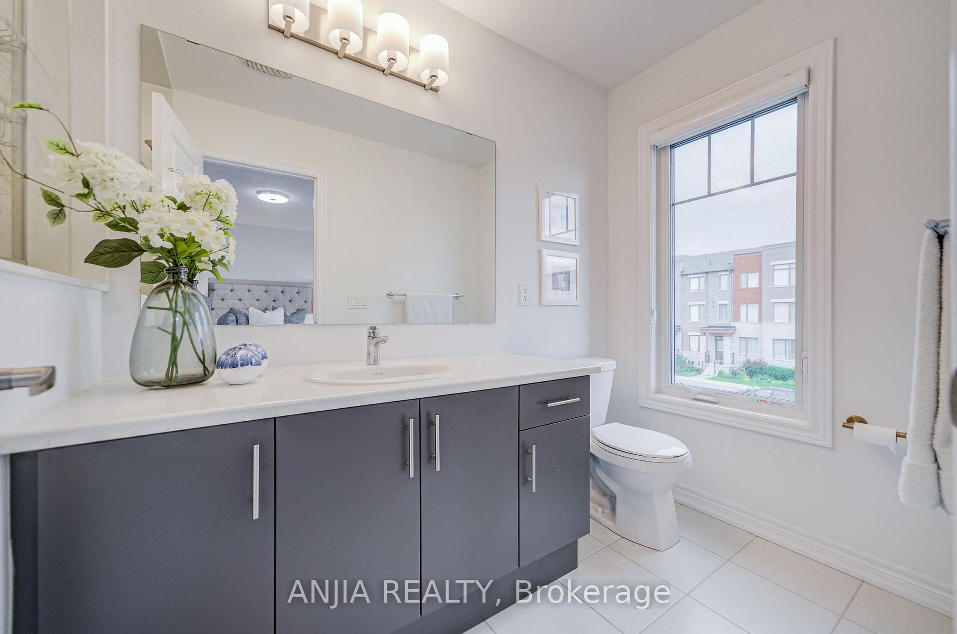 Photo 32 of 11794 Tenth Line, Whitchurch-Stouffville, Stouffville — HOMEH