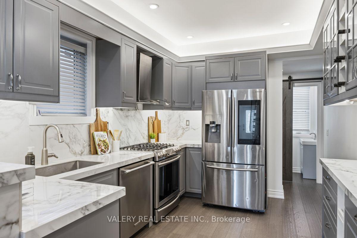 Photo 11 of Unit Upper, 219 Mcroberts Avenue, Toronto, Corso Italia-Davenport — HOMEH
