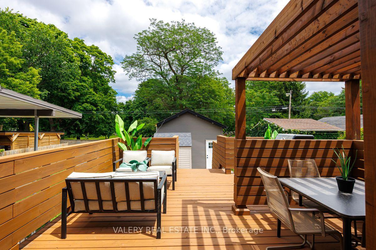 Photo 15 of Unit Upper, 219 Mcroberts Avenue, Toronto, Corso Italia-Davenport — HOMEH