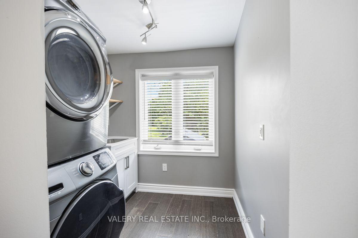 Photo 17 of Unit Upper, 219 Mcroberts Avenue, Toronto, Corso Italia-Davenport — HOMEH