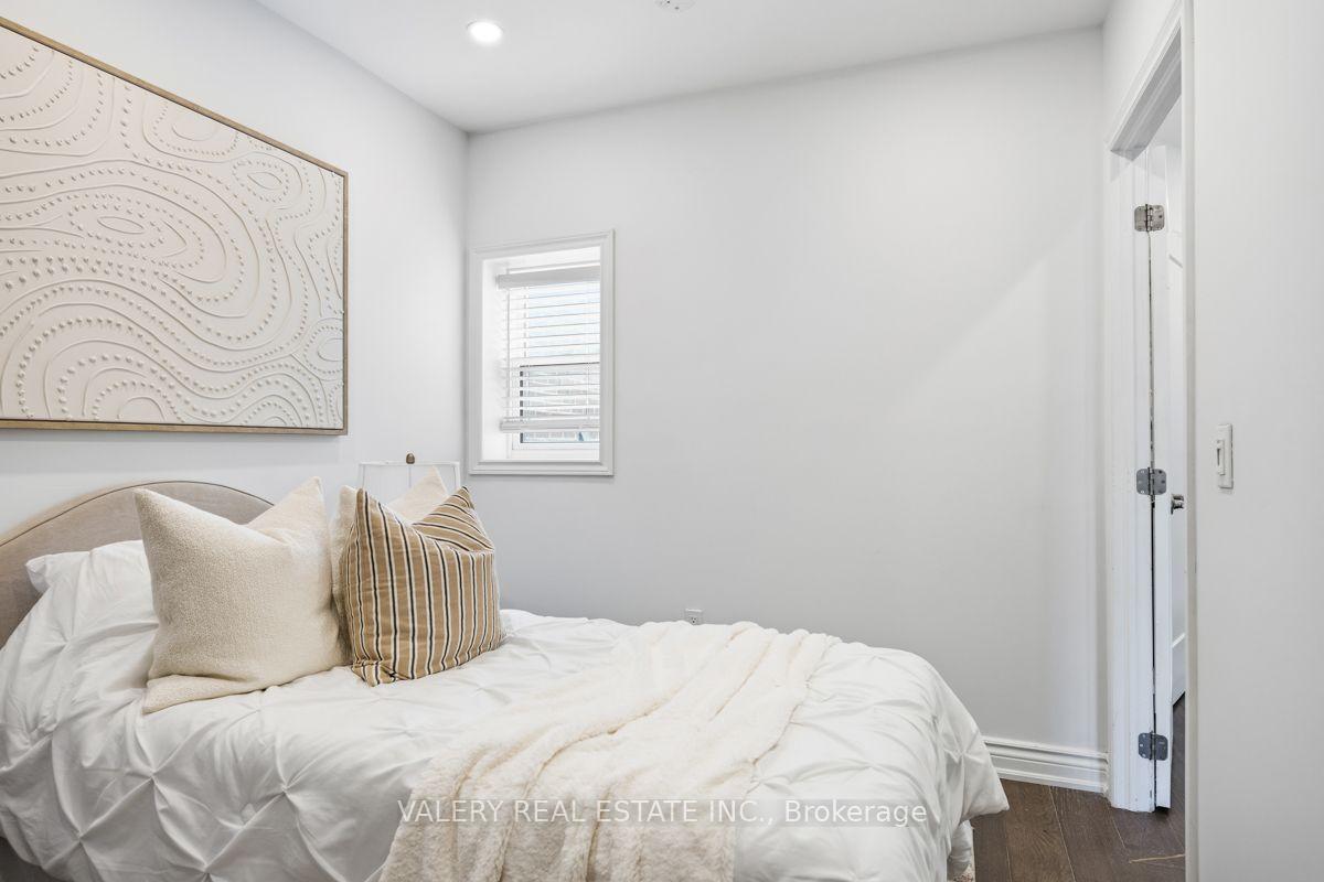 Photo 20 of Unit Upper, 219 Mcroberts Avenue, Toronto, Corso Italia-Davenport — HOMEH