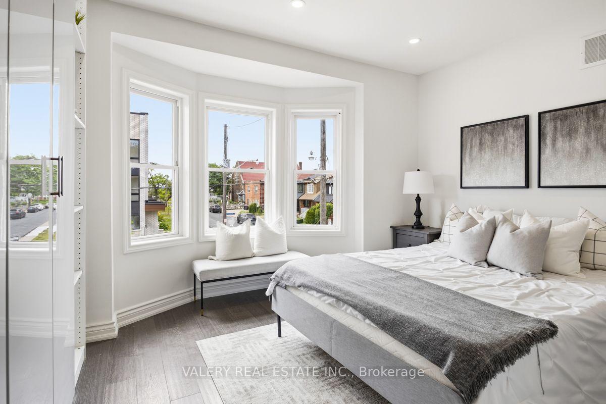 Photo 24 of Unit Upper, 219 Mcroberts Avenue, Toronto, Corso Italia-Davenport — HOMEH