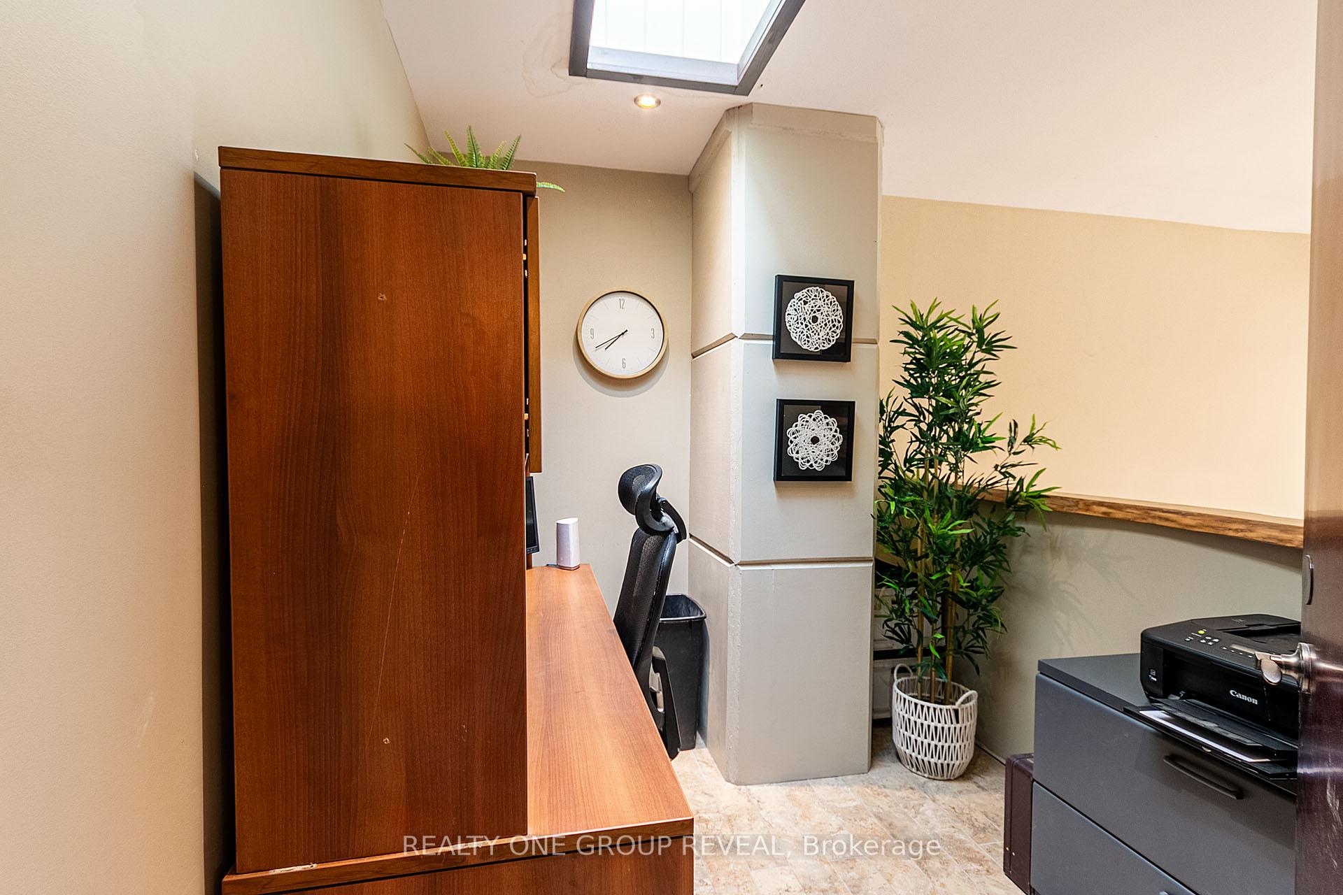 Photo 21 of 20 Gradwell Drive, Scarborough, Cliffcrest — HOMEH