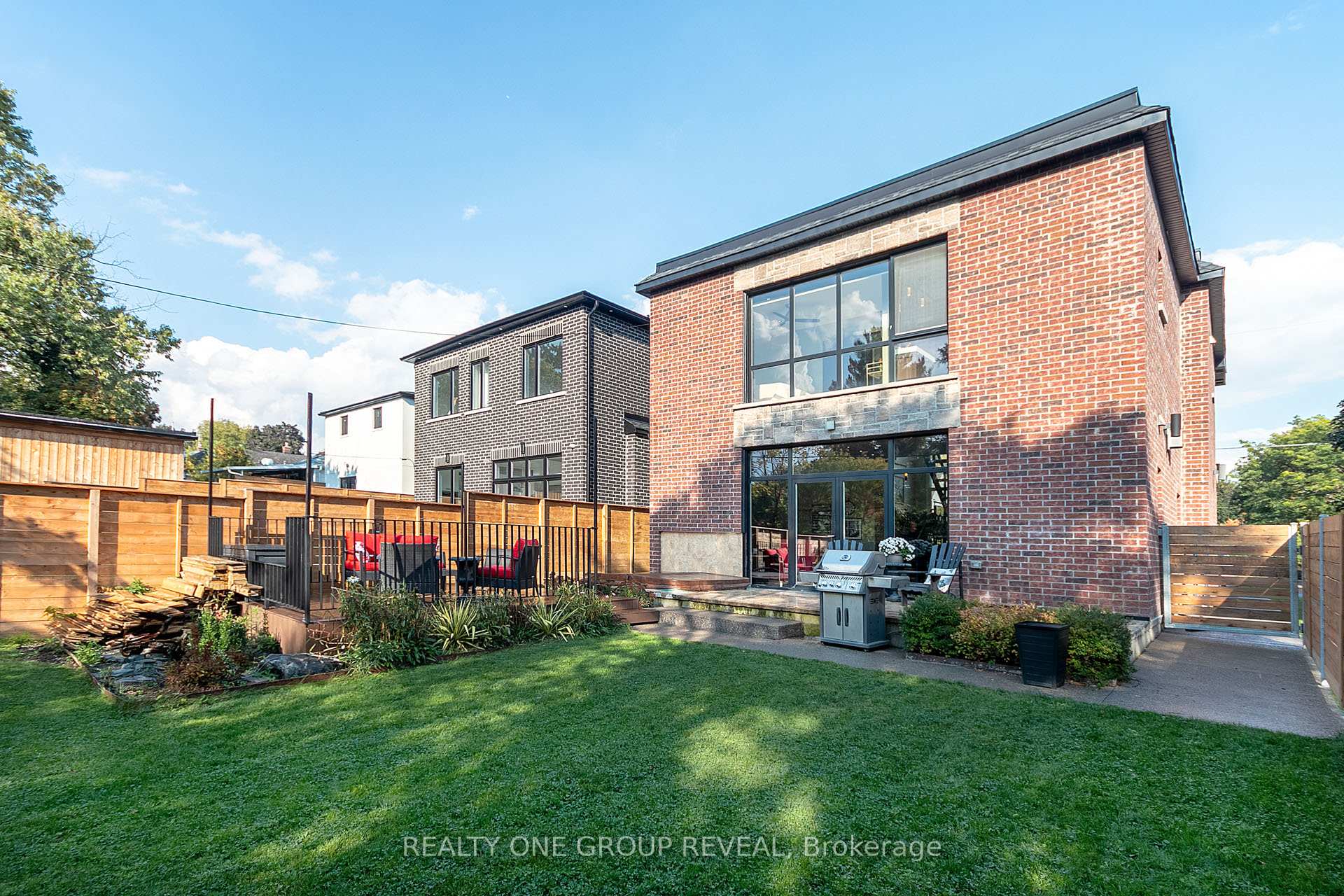 Photo 22 of 20 Gradwell Drive, Scarborough, Cliffcrest — HOMEH