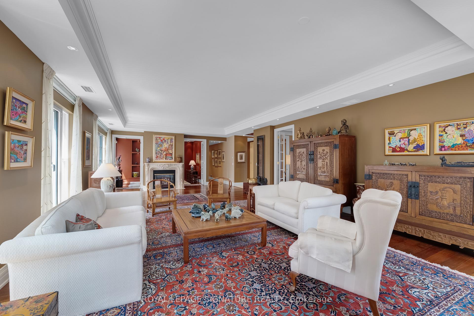 Photo 5 of Unit 1004, 33 Delisle Avenue, Toronto, Yonge-St. Clair — HOMEH