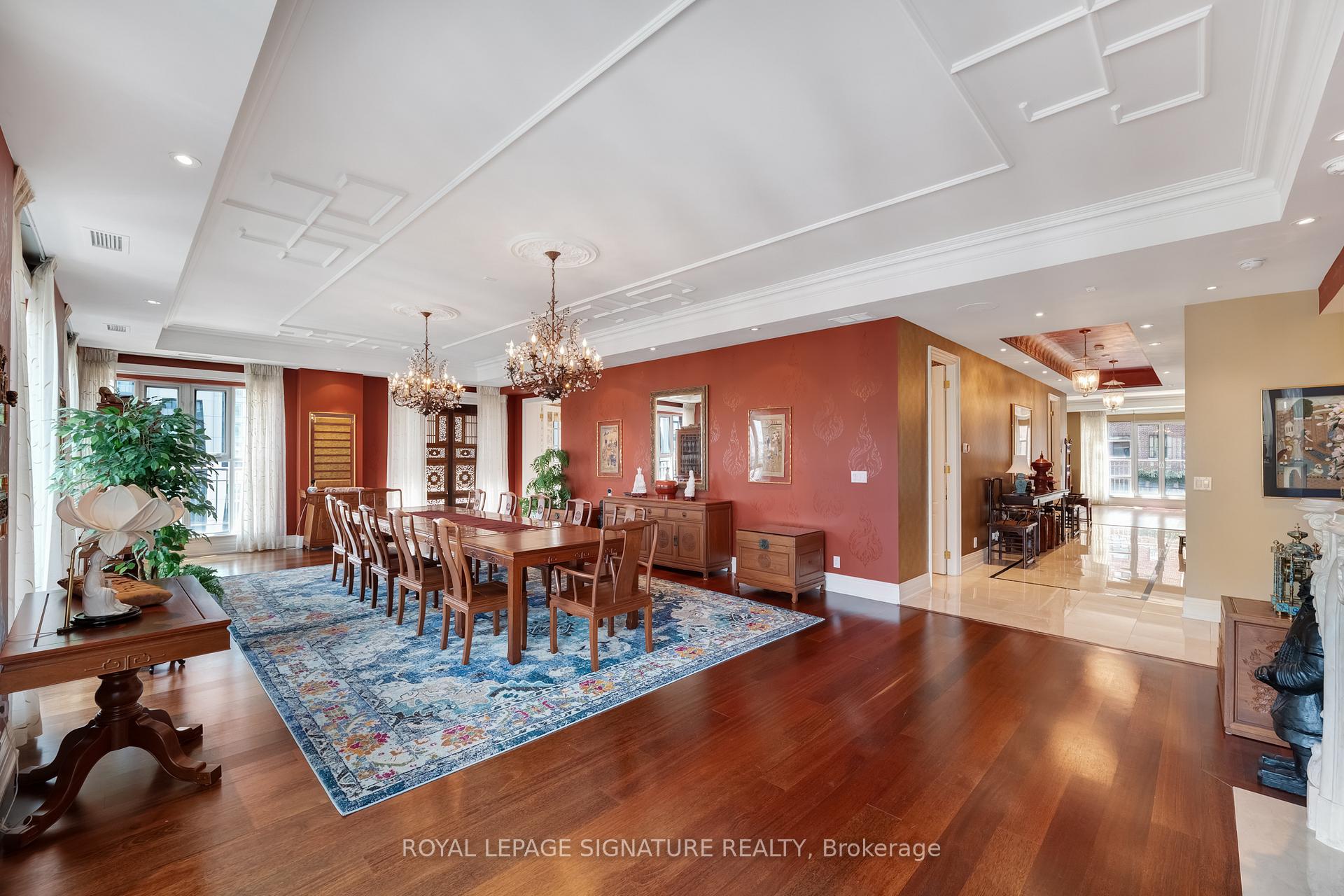 Photo 6 of Unit 1004, 33 Delisle Avenue, Toronto, Yonge-St. Clair — HOMEH