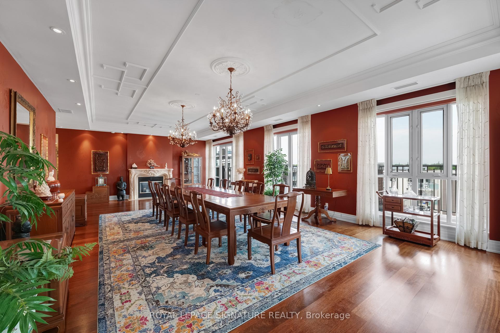 Photo 8 of Unit 1004, 33 Delisle Avenue, Toronto, Yonge-St. Clair — HOMEH