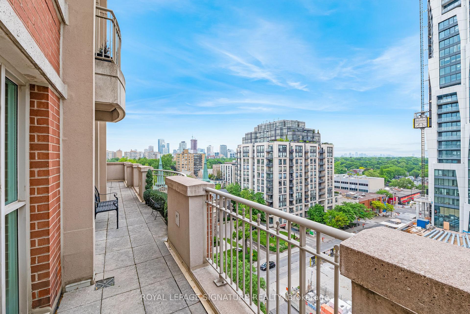 Photo 36 of Unit 1004, 33 Delisle Avenue, Toronto, Yonge-St. Clair — HOMEH
