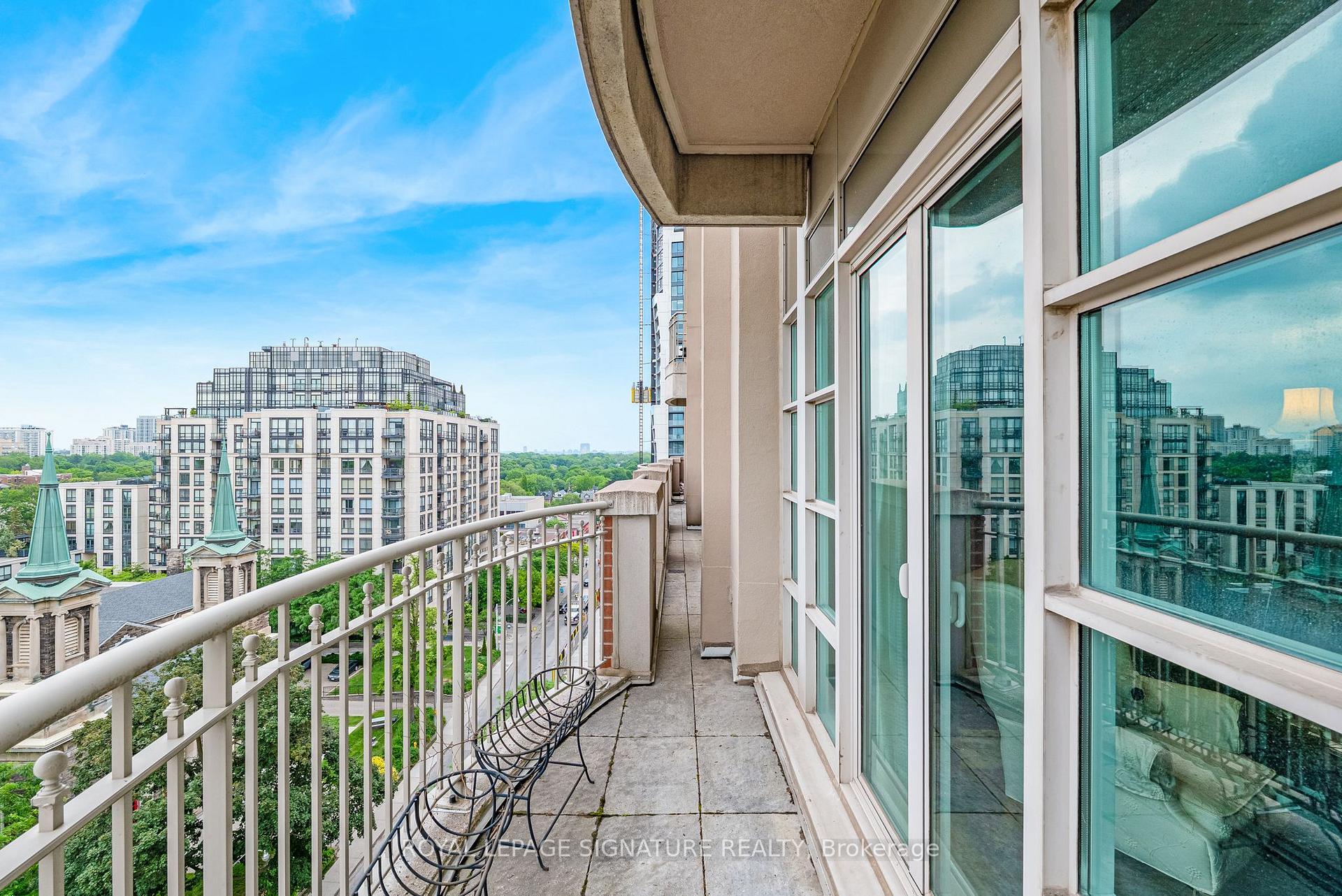 Photo 37 of Unit 1004, 33 Delisle Avenue, Toronto, Yonge-St. Clair — HOMEH
