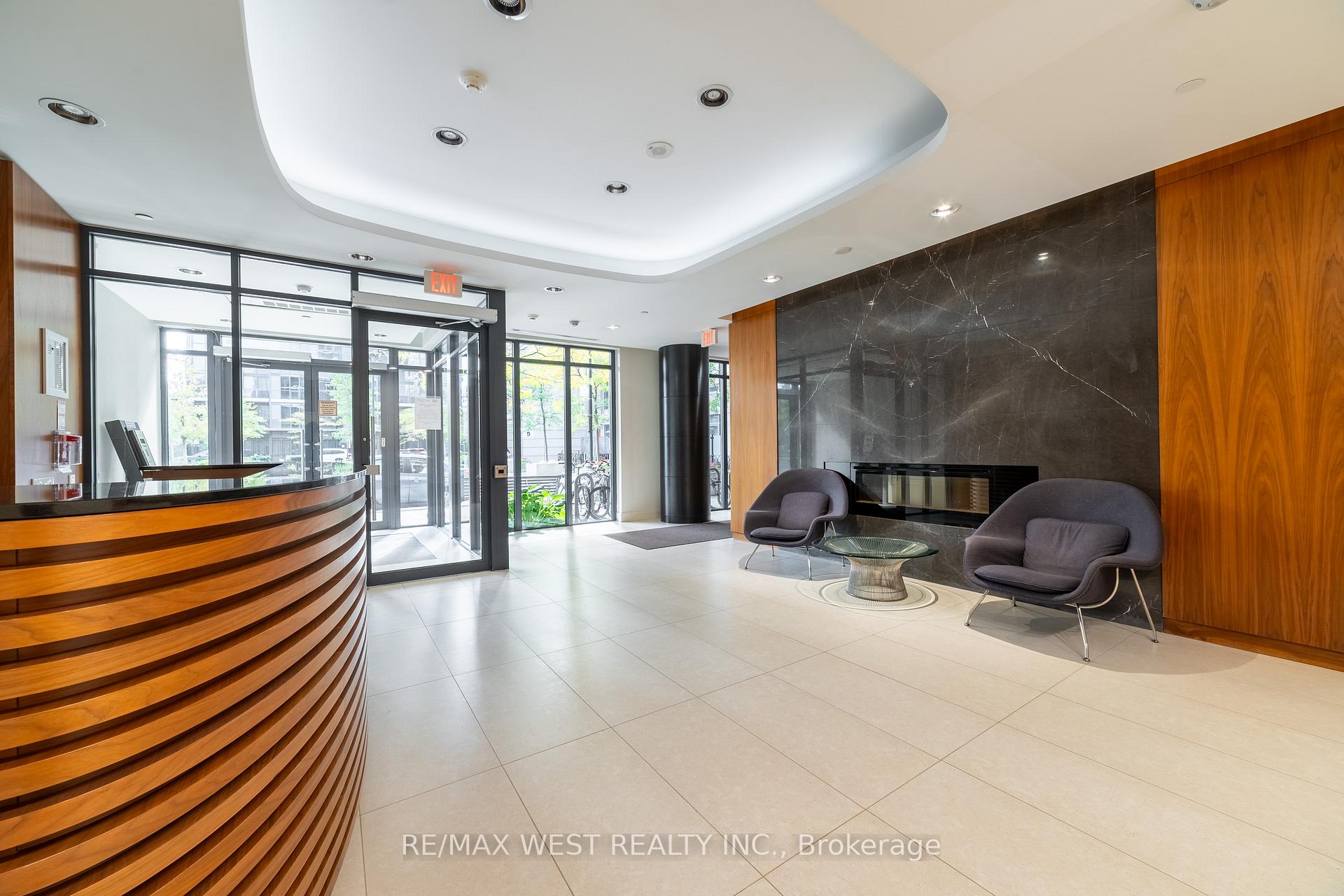Photo 5 of Unit 2108, 1 Valhalla Inn Road, Etobicoke, Islington-City Centre West — HOMEH
