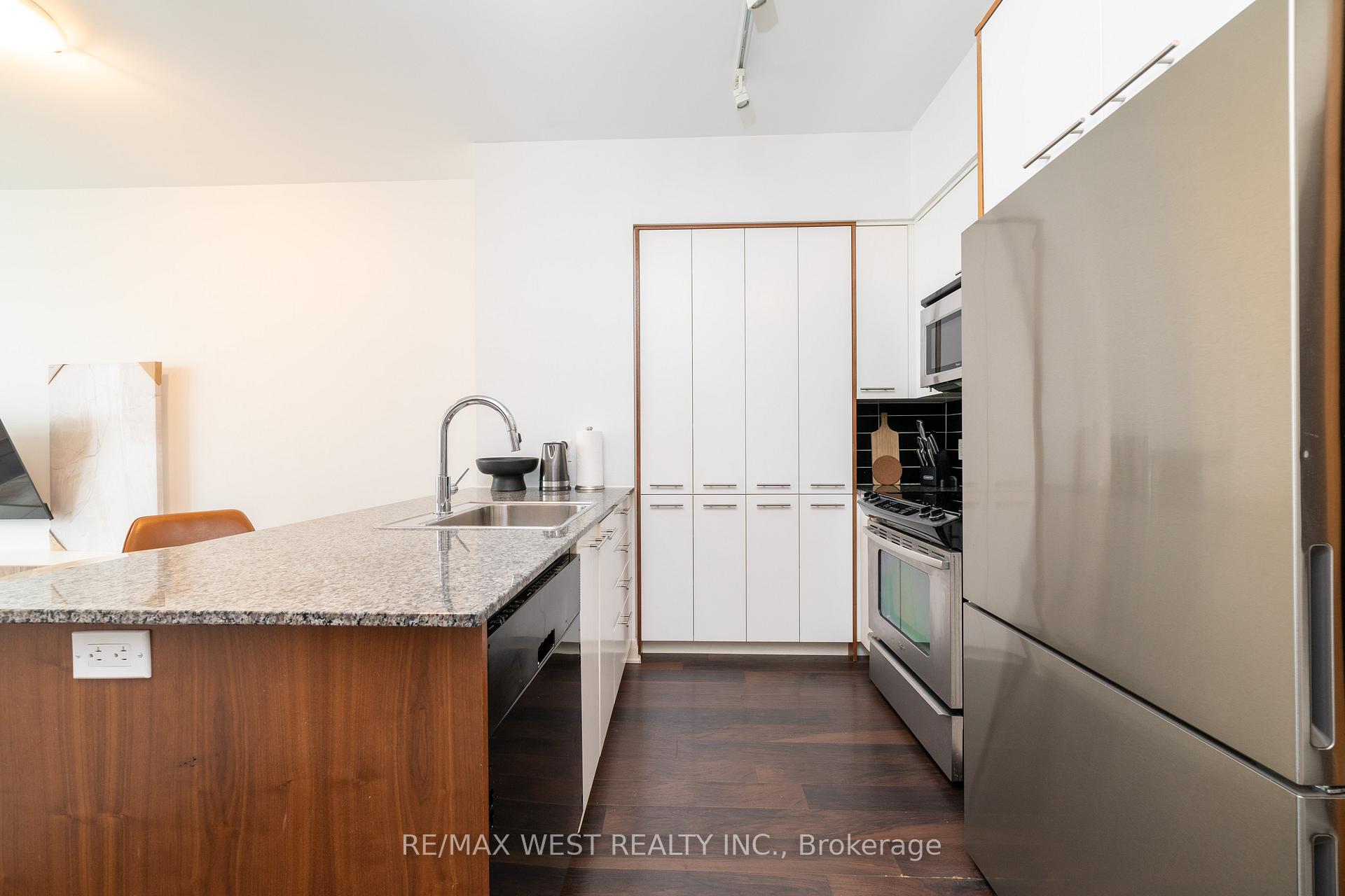 Photo 22 of Unit 2108, 1 Valhalla Inn Road, Etobicoke, Islington-City Centre West — HOMEH