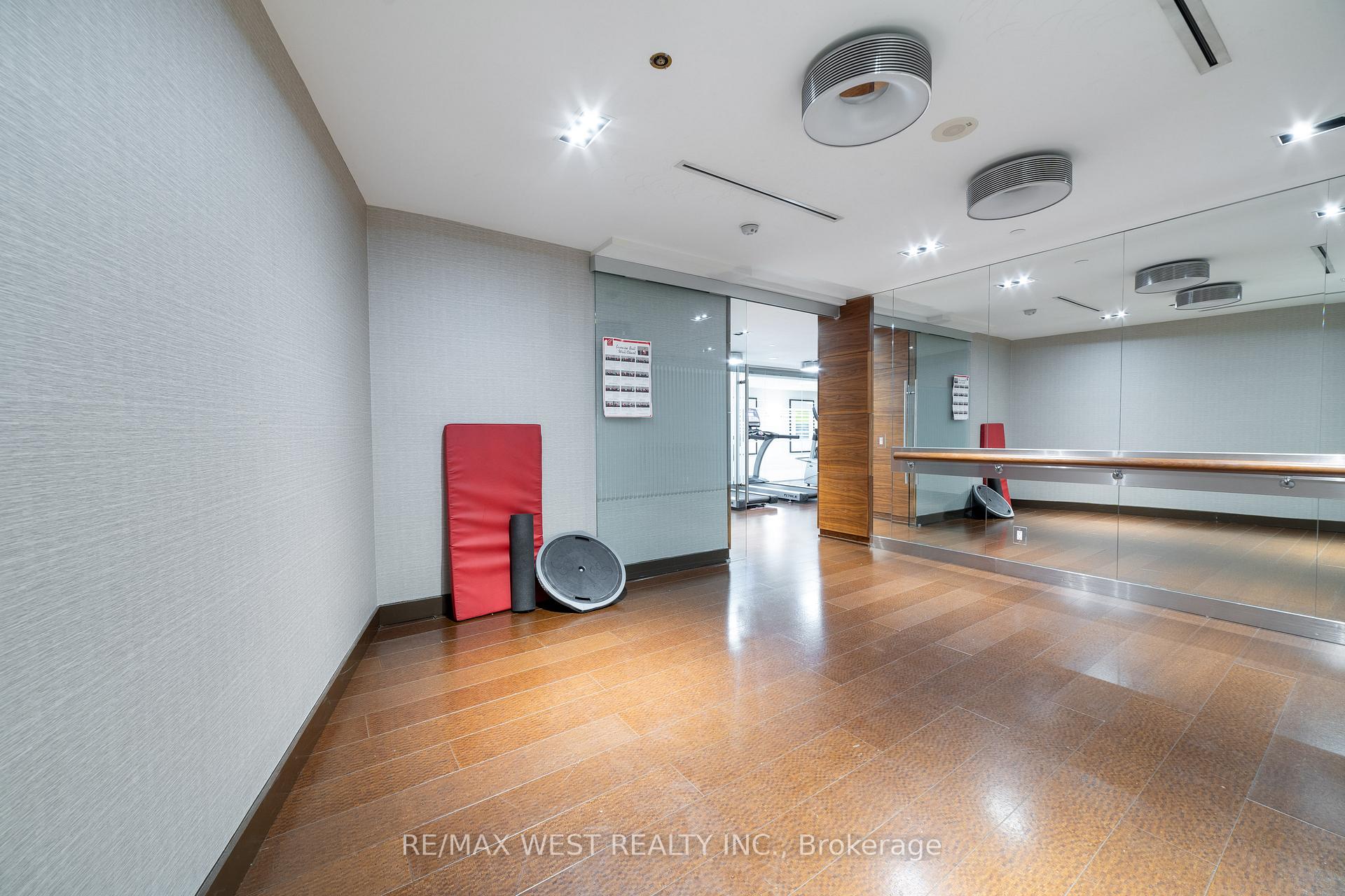Photo 32 of Unit 2108, 1 Valhalla Inn Road, Etobicoke, Islington-City Centre West — HOMEH