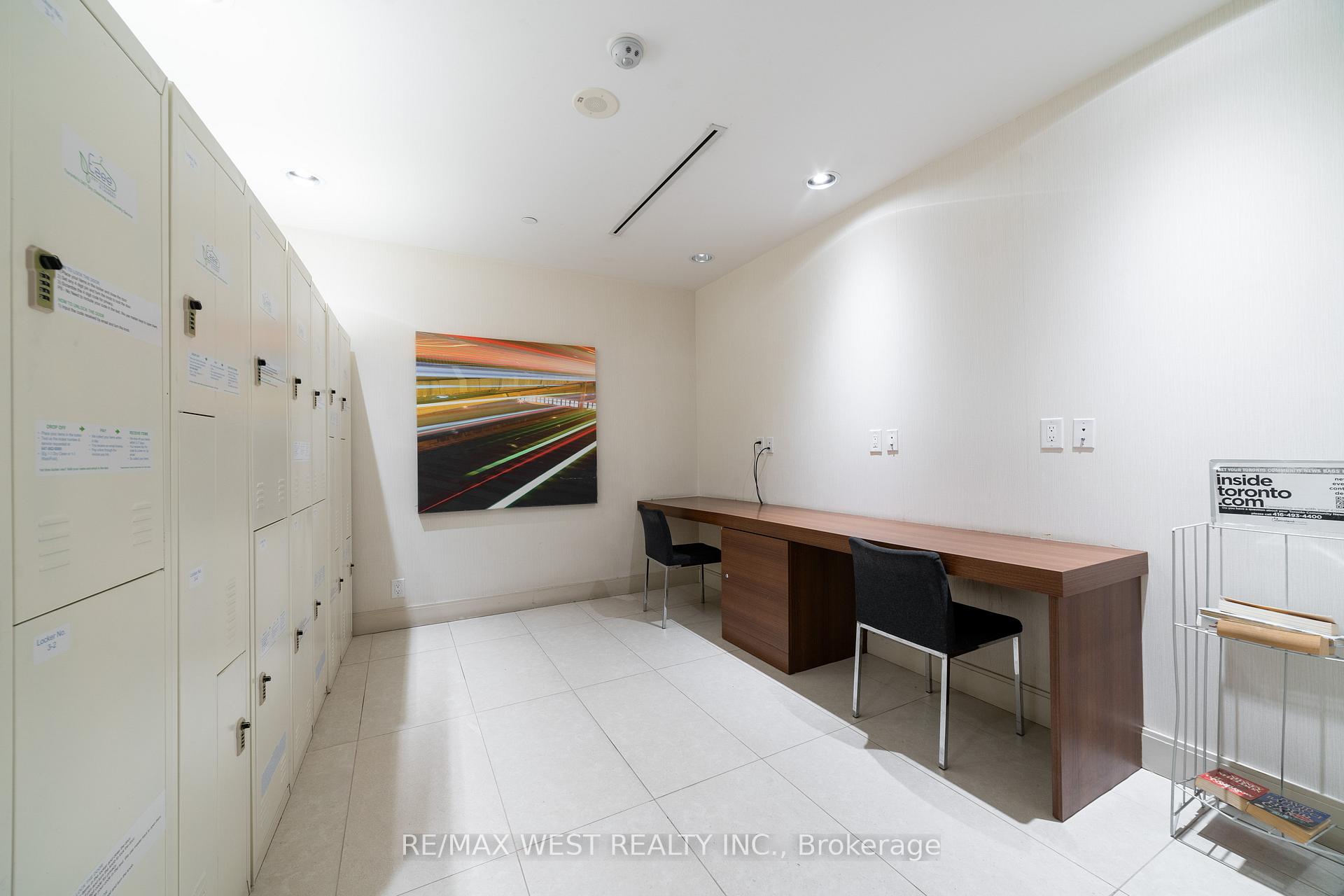 Photo 33 of Unit 2108, 1 Valhalla Inn Road, Etobicoke, Islington-City Centre West — HOMEH