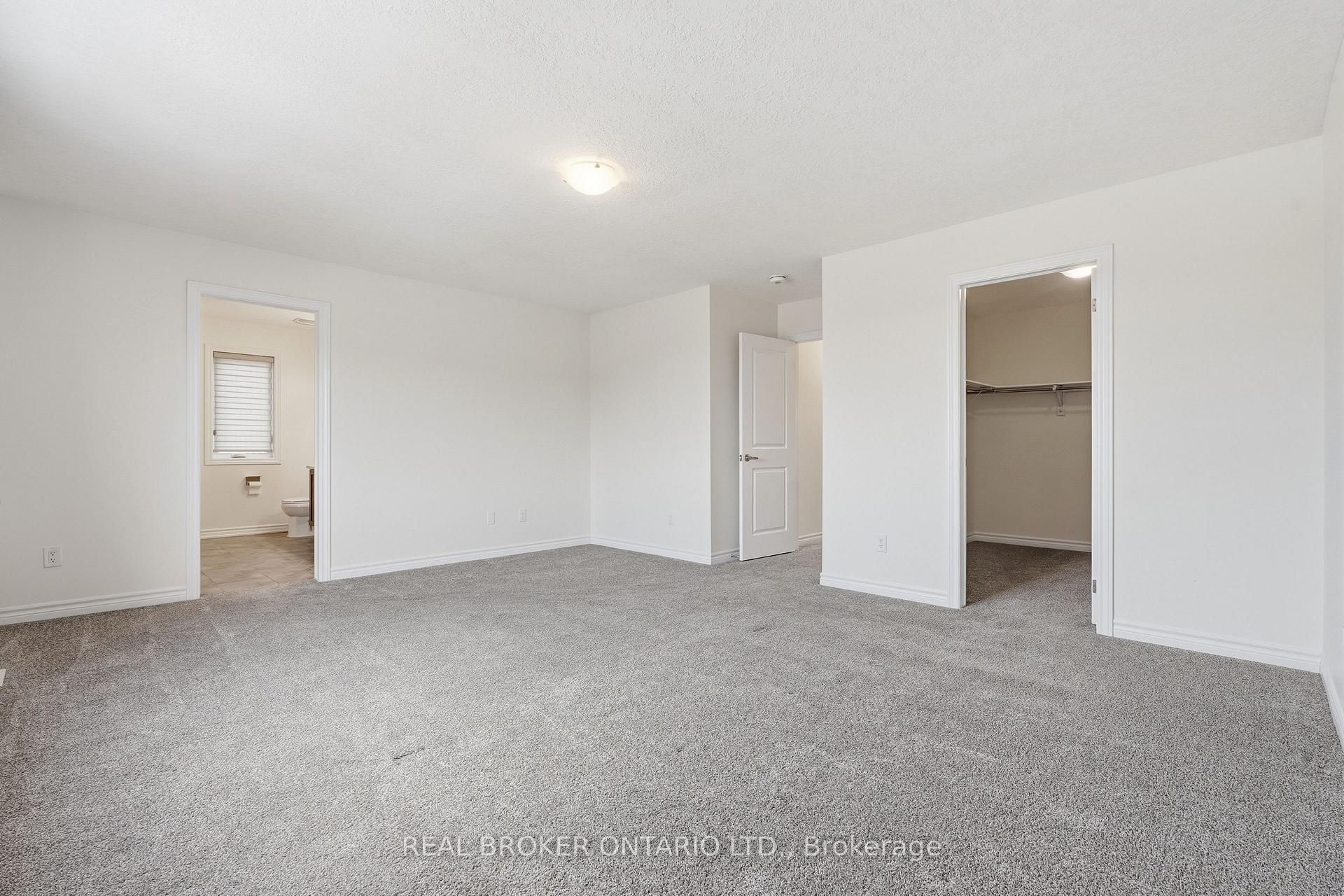 Photo 17 of 359 Beechdrops Drive, Waterloo, Columbia Forest/Clair Hills — HOMEH