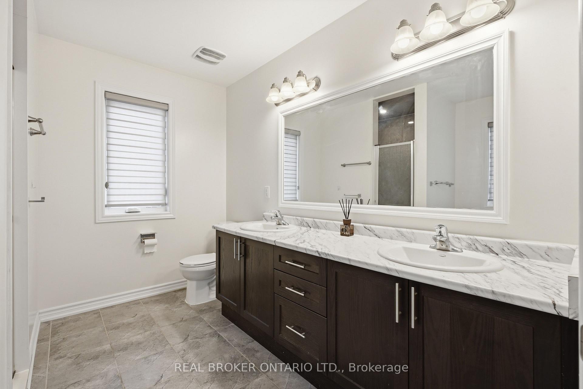 Photo 18 of 359 Beechdrops Drive, Waterloo, Columbia Forest/Clair Hills — HOMEH