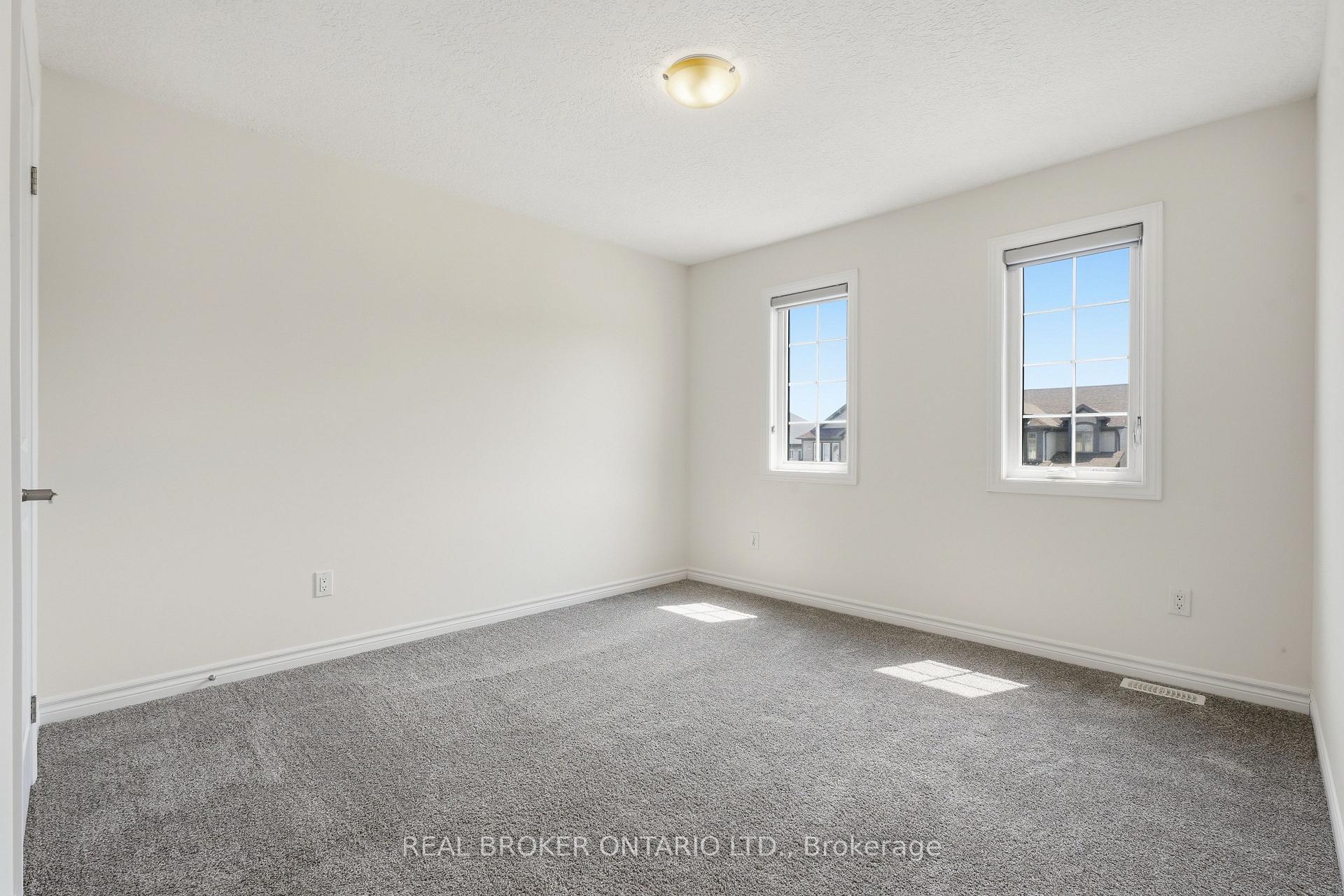 Photo 24 of 359 Beechdrops Drive, Waterloo, Columbia Forest/Clair Hills — HOMEH