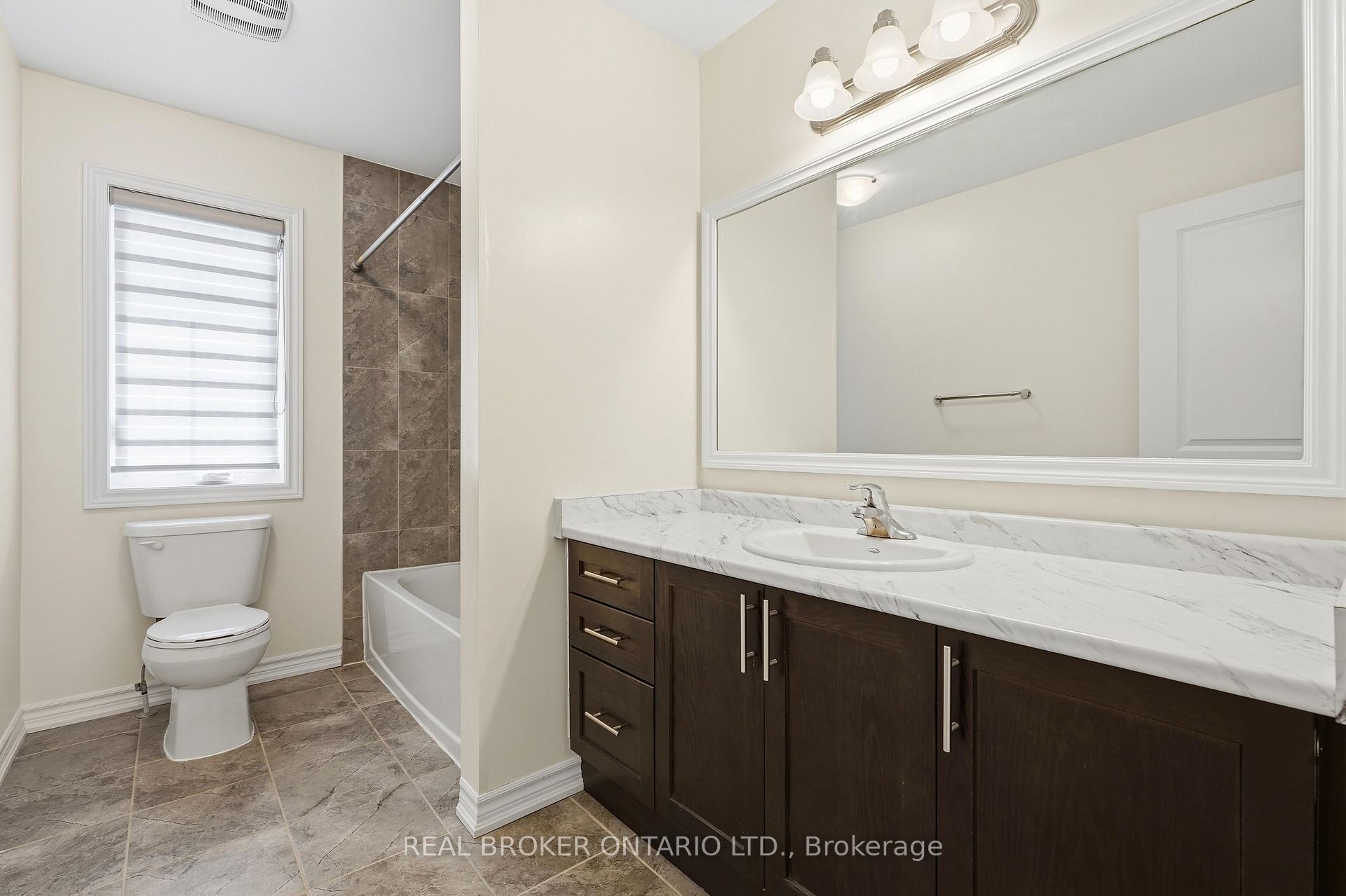 Photo 27 of 359 Beechdrops Drive, Waterloo, Columbia Forest/Clair Hills — HOMEH