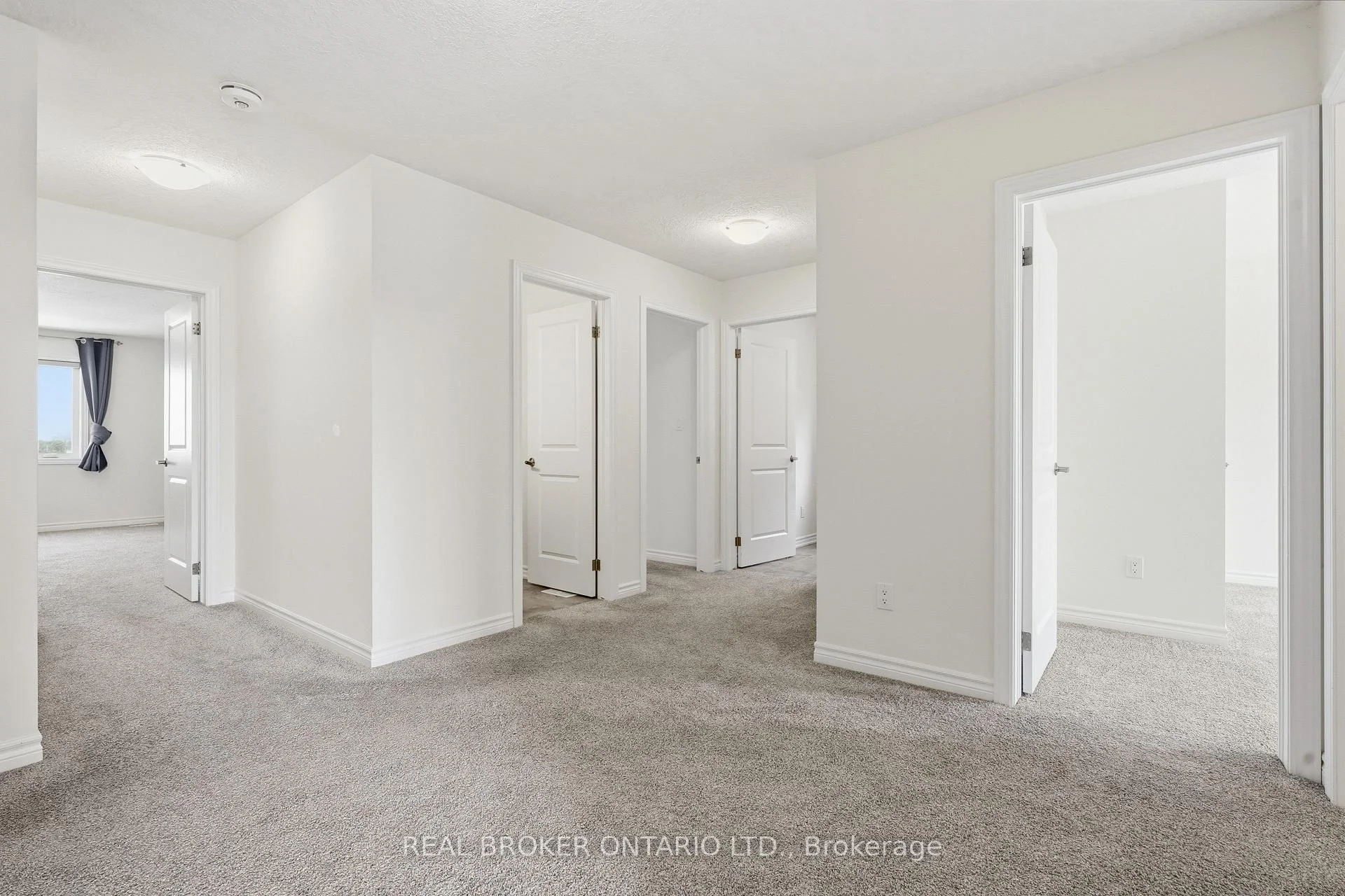 Photo 23 of 359 Beechdrops Drive, Waterloo, Columbia Forest/Clair Hills — HOMEH