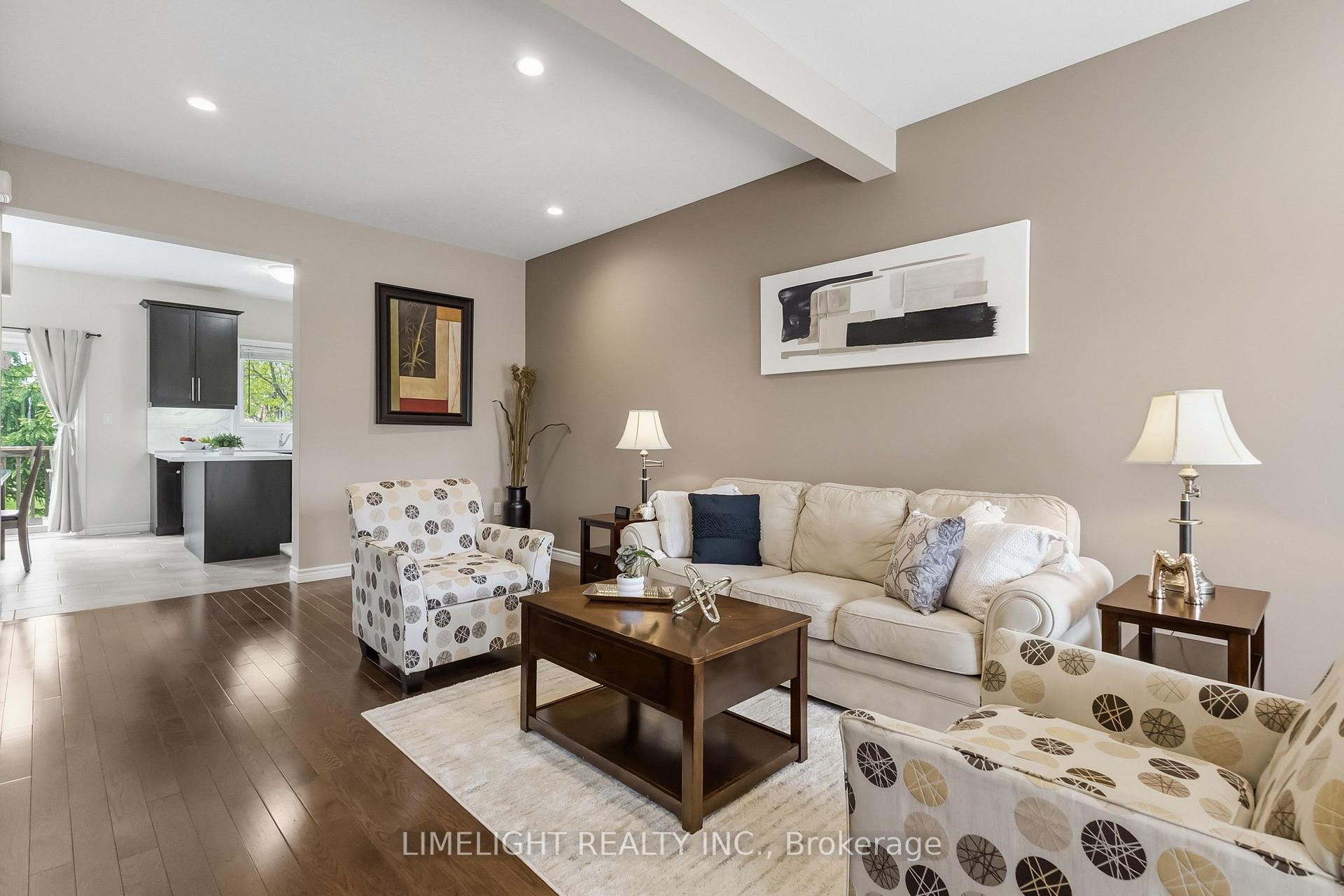 Photo 5 of Unit 218, 3320 Meadowgate Boulevard, London, South U — HOMEH