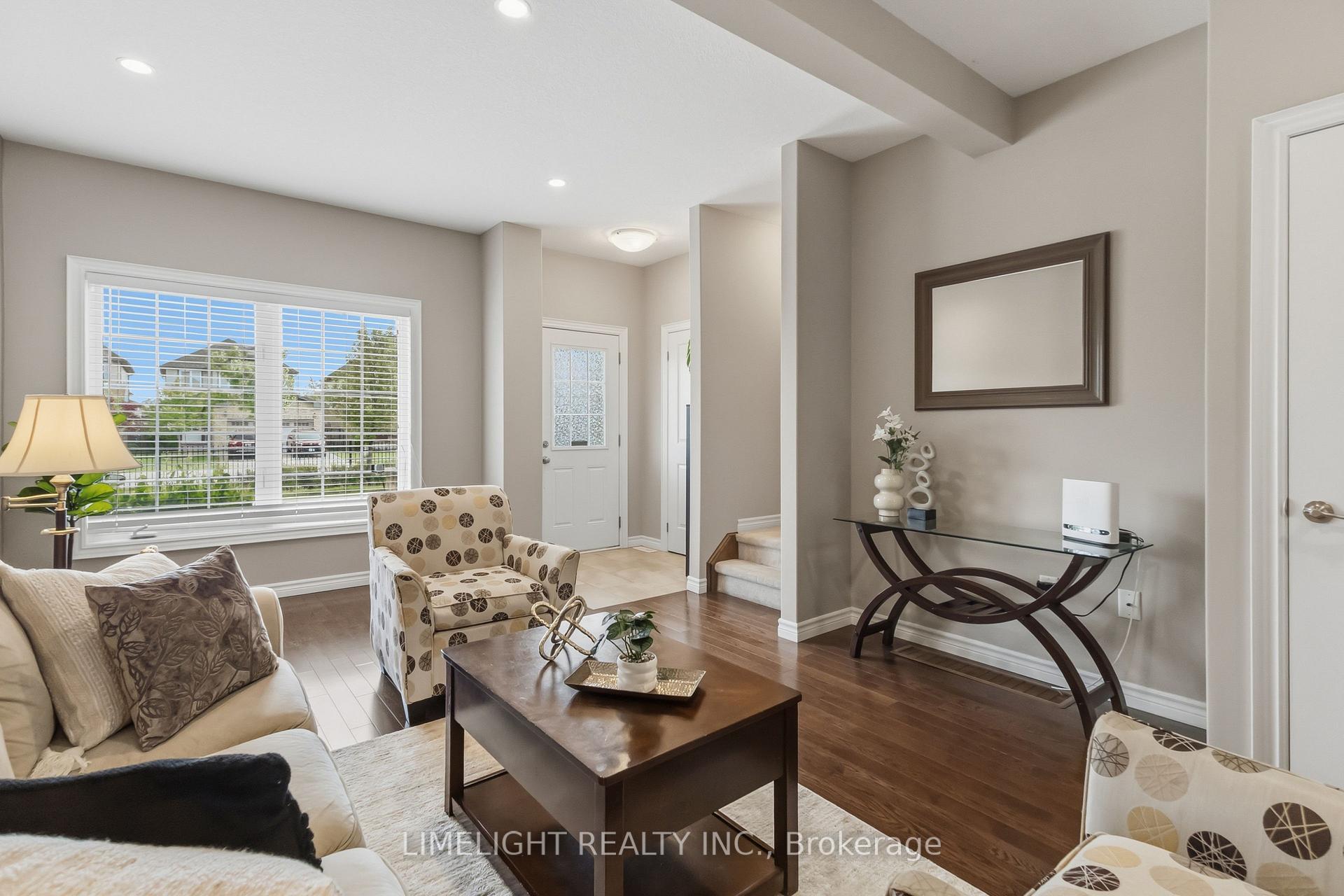 Photo 11 of Unit 218, 3320 Meadowgate Boulevard, London, South U — HOMEH