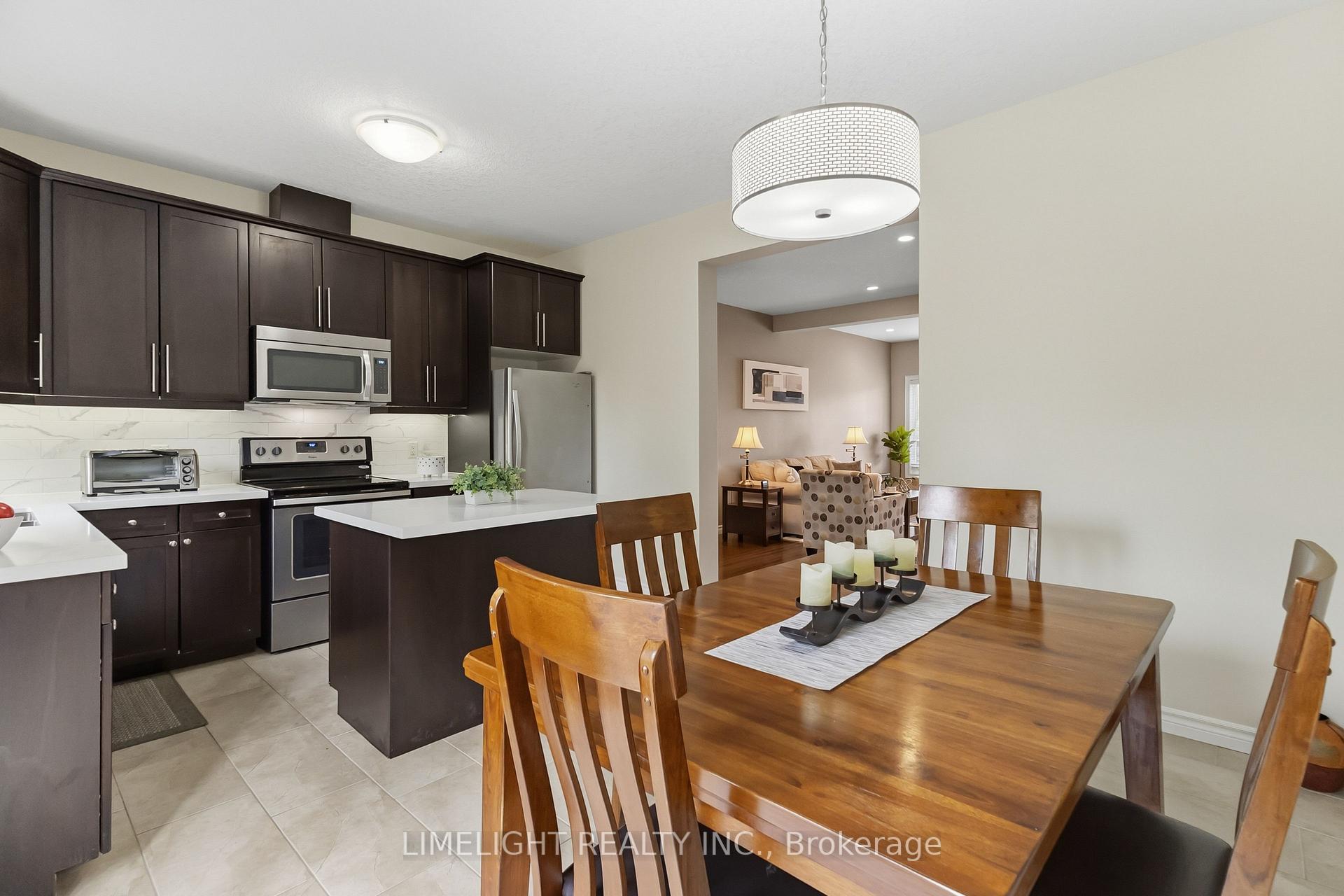 Photo 15 of Unit 218, 3320 Meadowgate Boulevard, London, South U — HOMEH