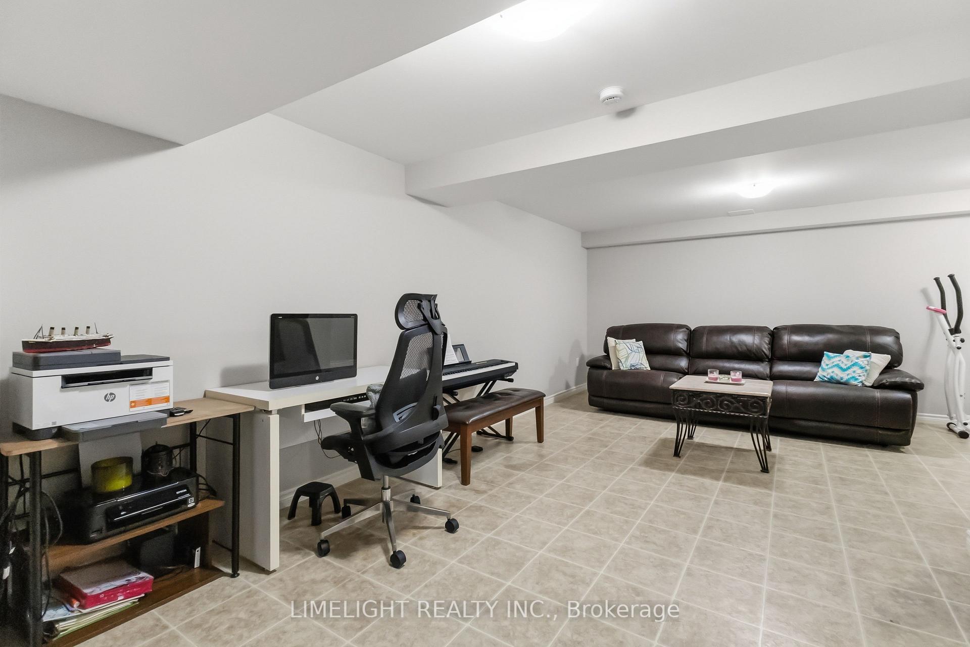 Photo 33 of Unit 218, 3320 Meadowgate Boulevard, London, South U — HOMEH