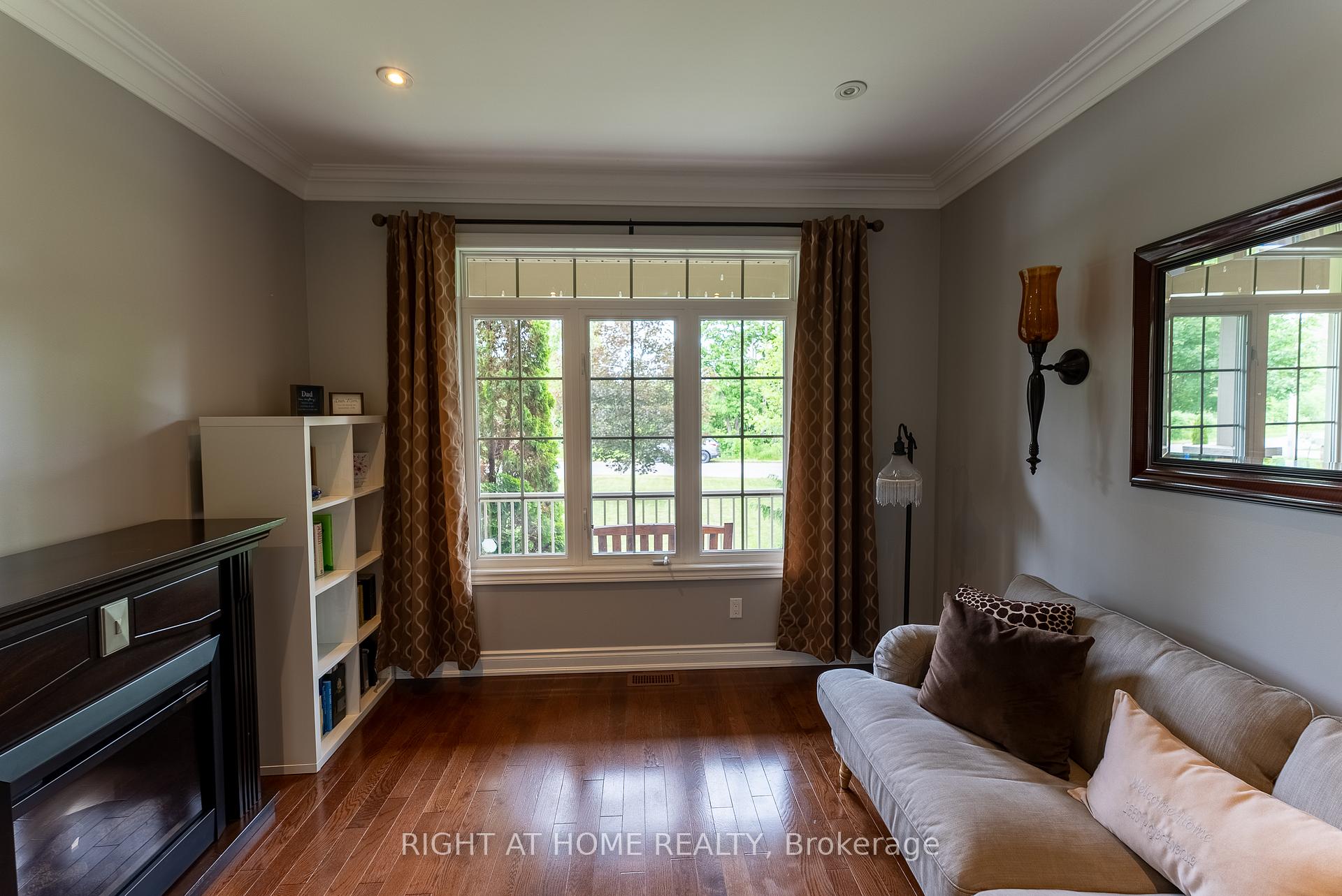 Photo 4 of 1660 Moyer Avenue, Innisfil, Alcona — HOMEH